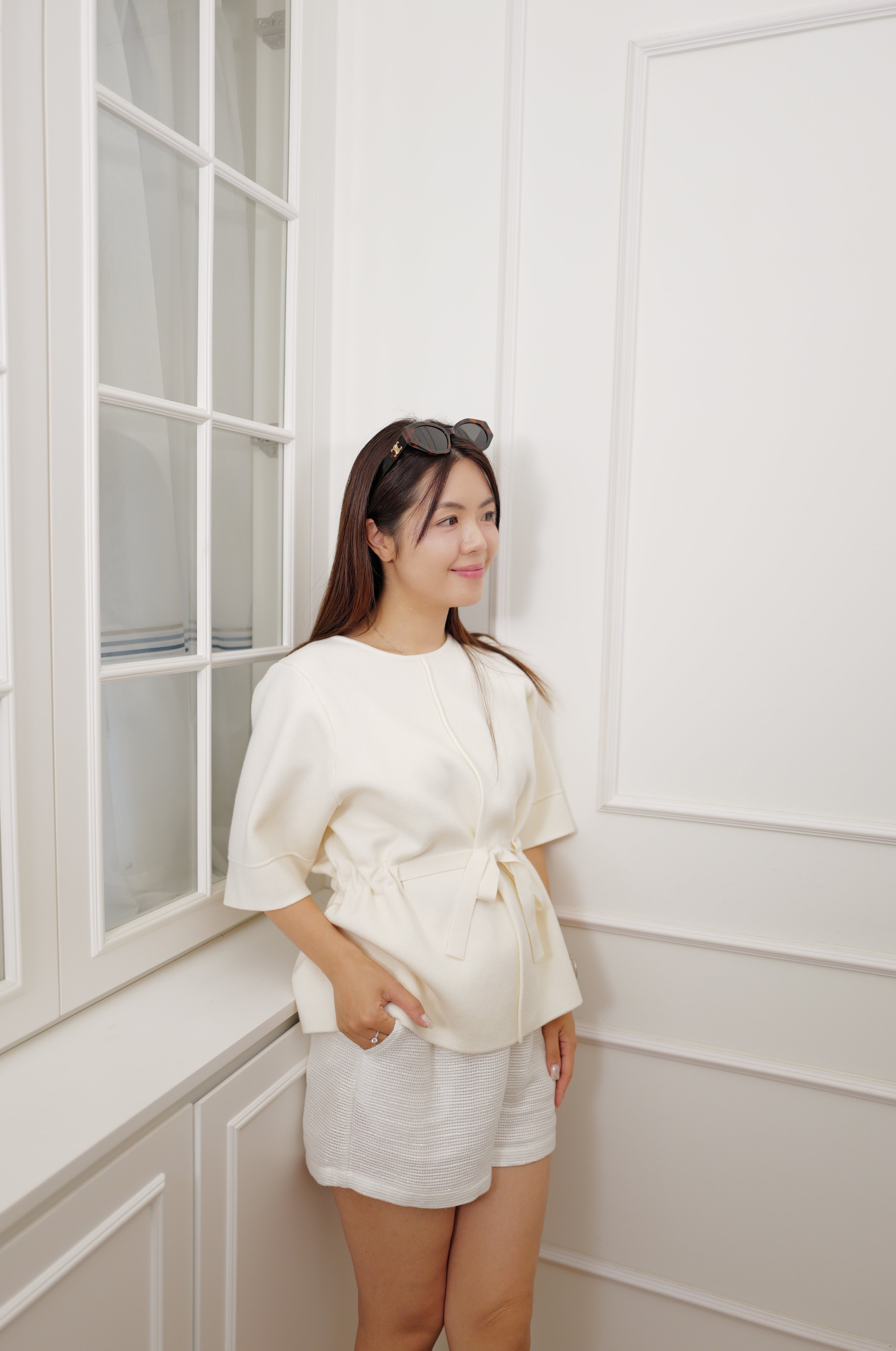 Elegant Cinched-Waist Peplum Top [T0268]