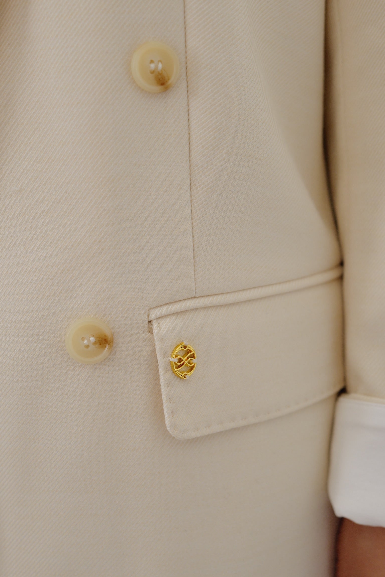 【LE ZANS PRIVÉ】Oversized Double-Breasted Blazer (59%wool,12%Silk) [J0147]