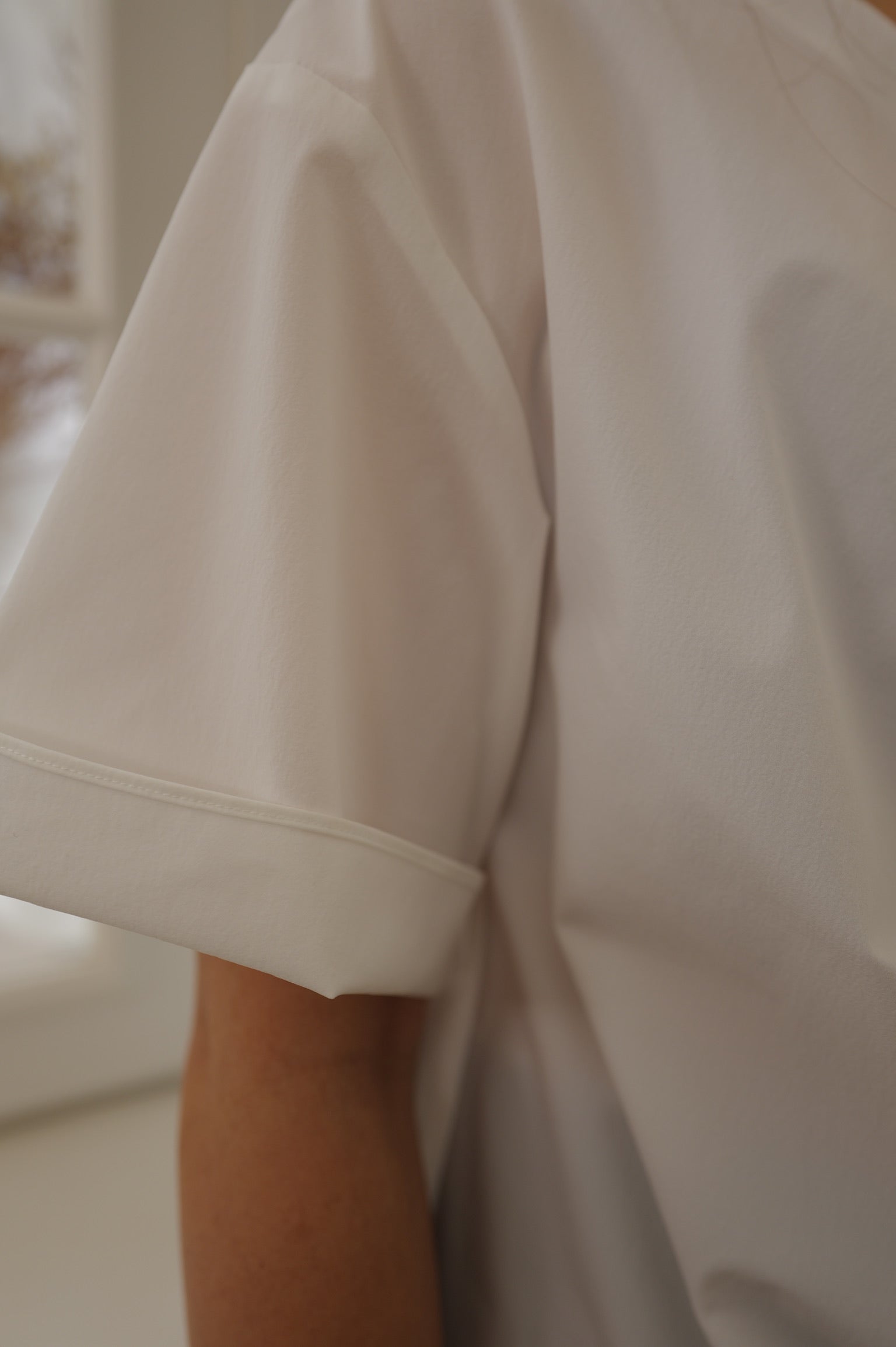 【LE ZANS BRAND COLLECTION】Asymmetric Ruffle Short Sleeve Blouse [T0276]