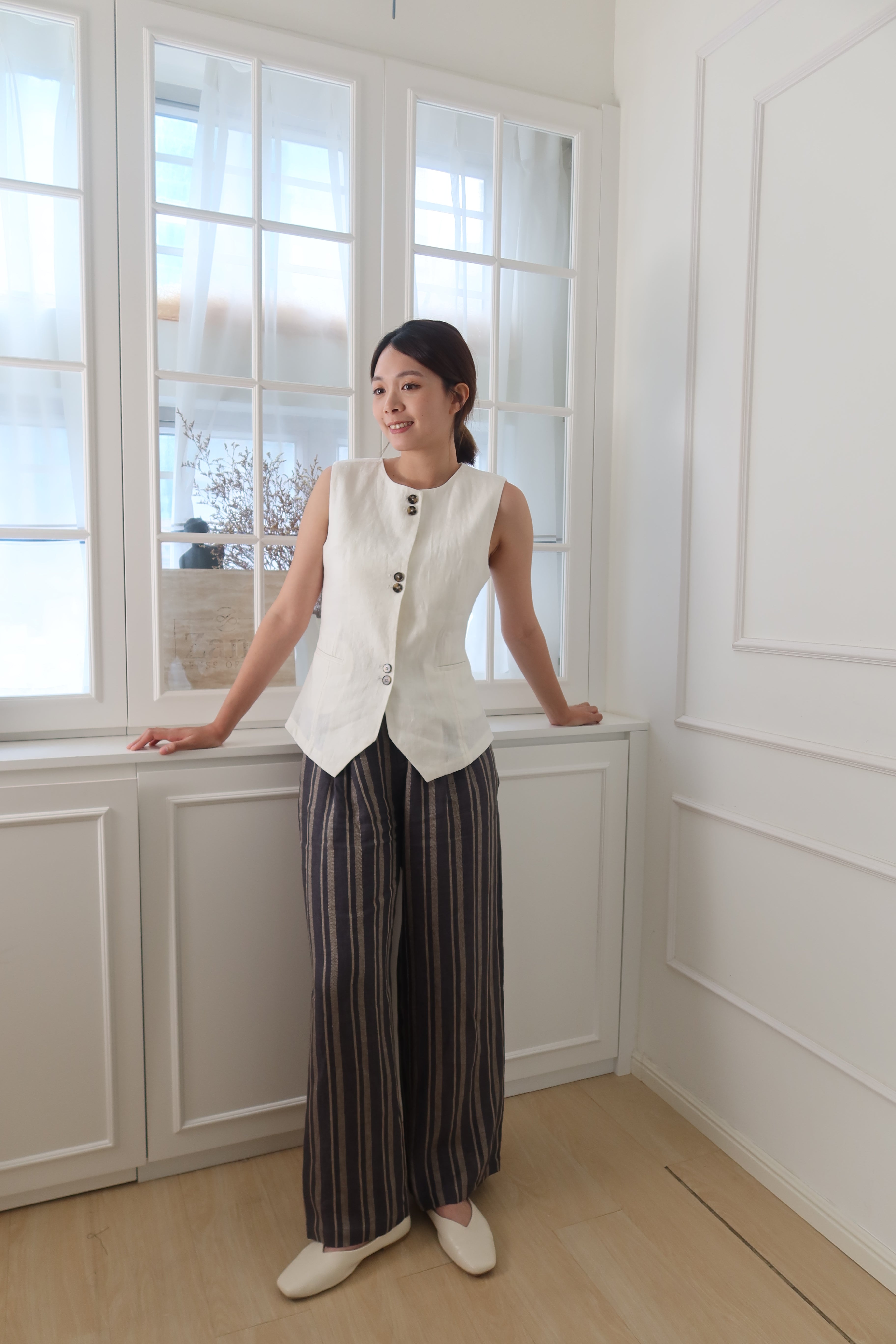 【LE ZANS BRAND COLLECTION】Linen Luxe Button Vest (100% Linen) [J0105]