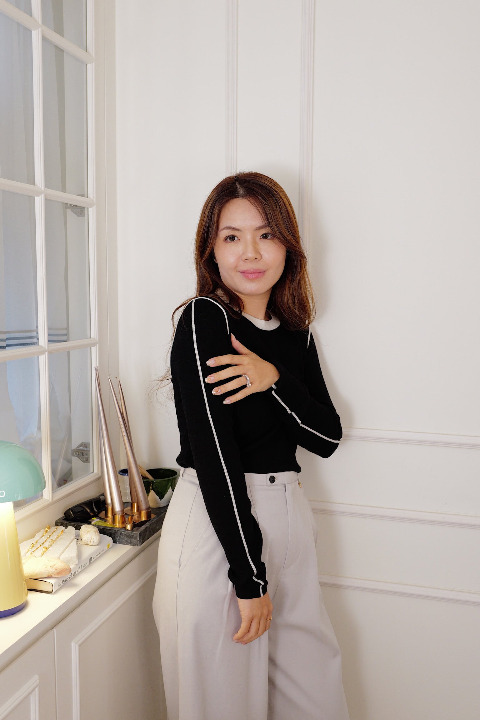 【LE ZANS PRIVÉ】Minimalist Contrast Piping Fitted Knit Long-Sleeve Top(33%wool) [T0311]