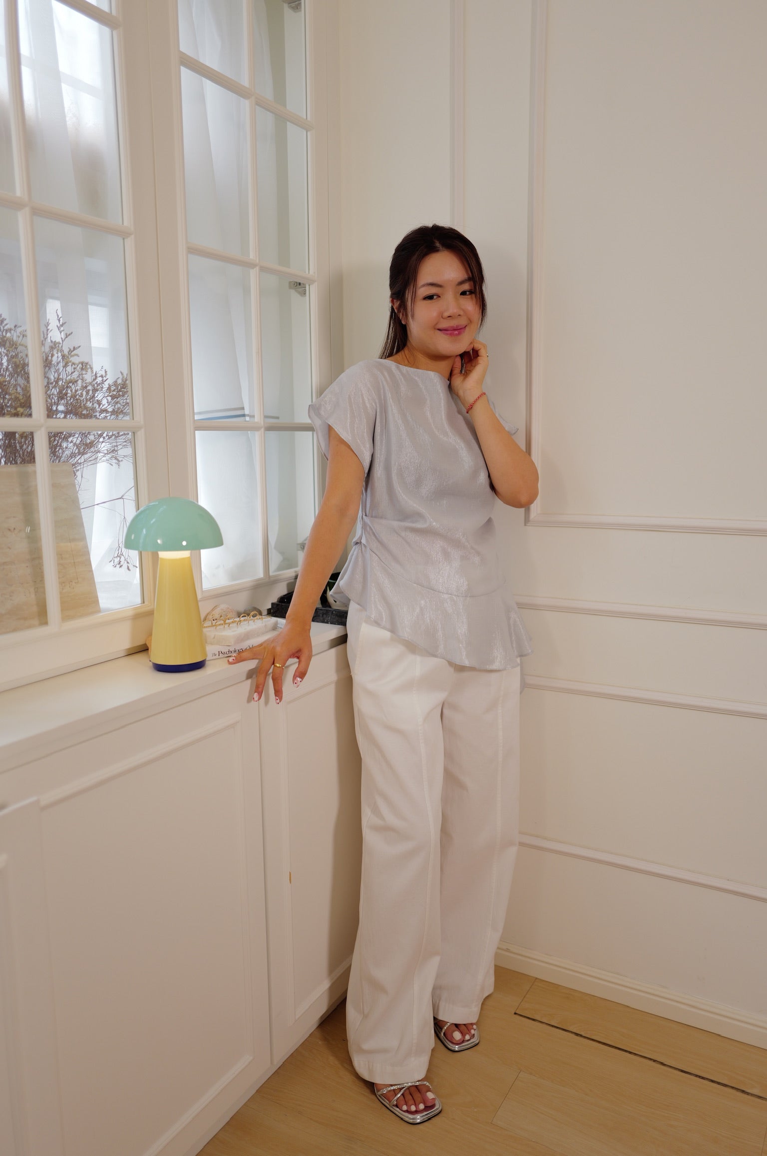 Elegant Asymmetric Peplum Top with Cap Sleeves [T0292]