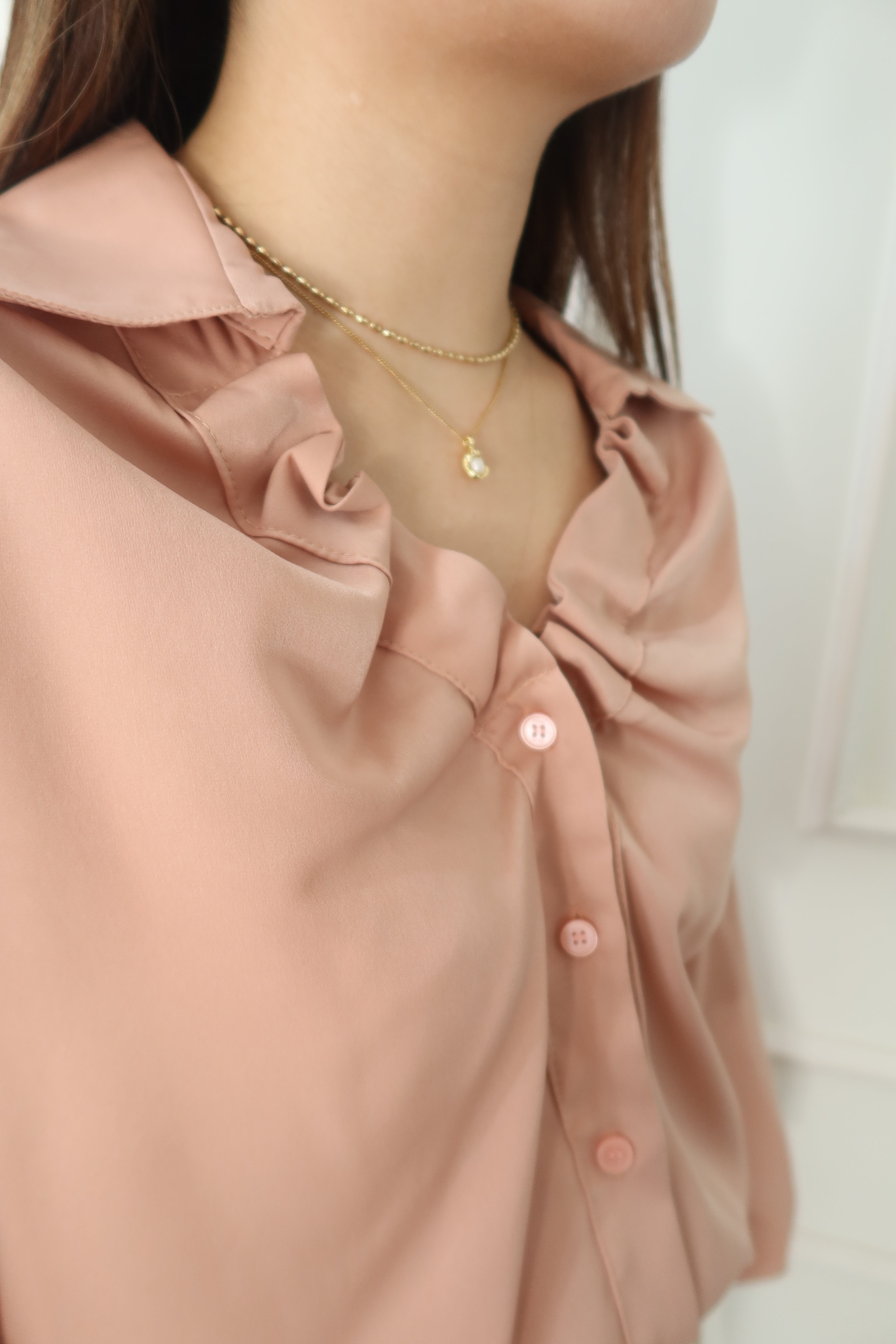 Chic Ruffle Collar Shirt [T0216]