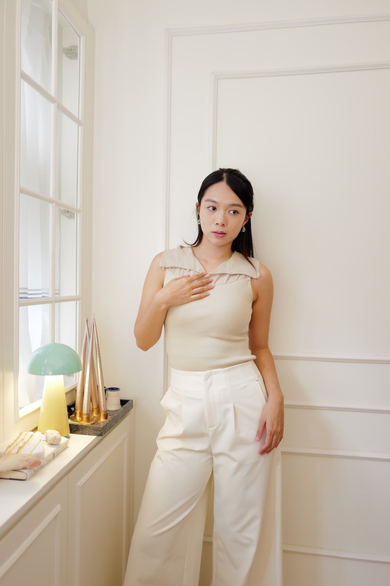 【LE ZANS BRAND COLLECTION】Minimalist Sheer-Panel Ribbed Sleeveless Top [T0304]