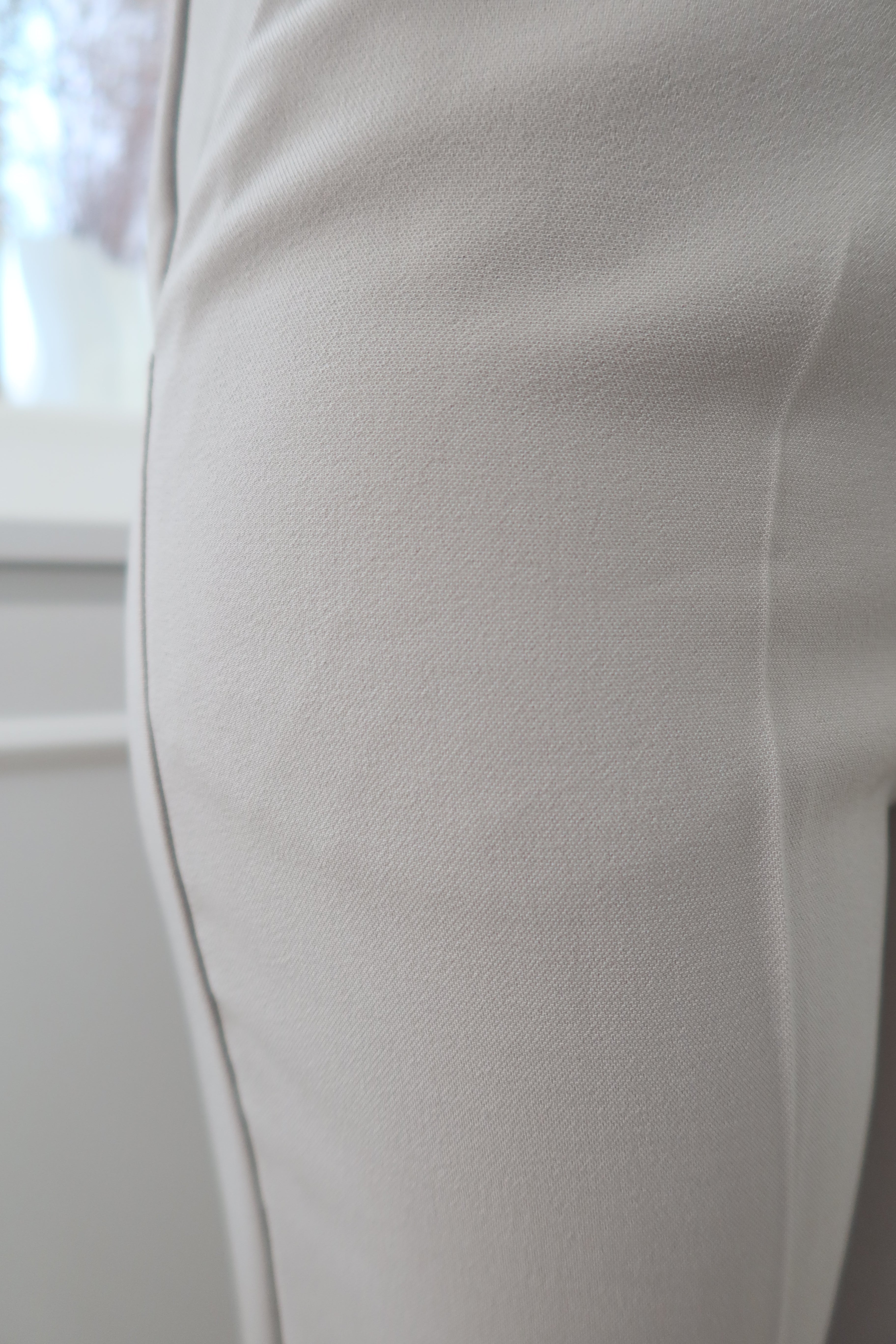 Minimalist Straight-Cut Cropped Trousers [PT0070]