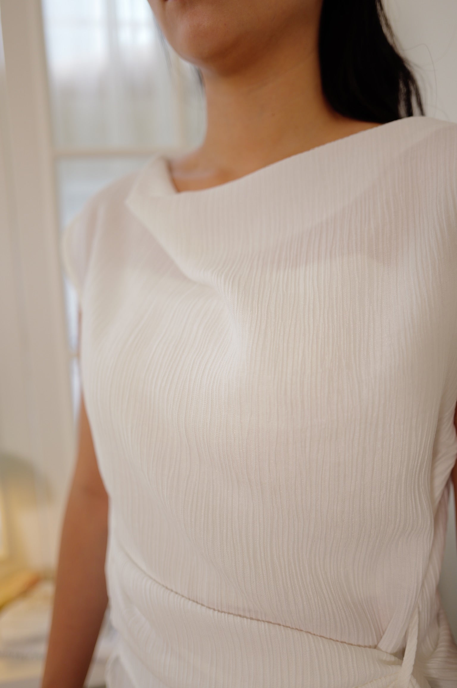 Asymmetric Tie-Side Top [T0290]