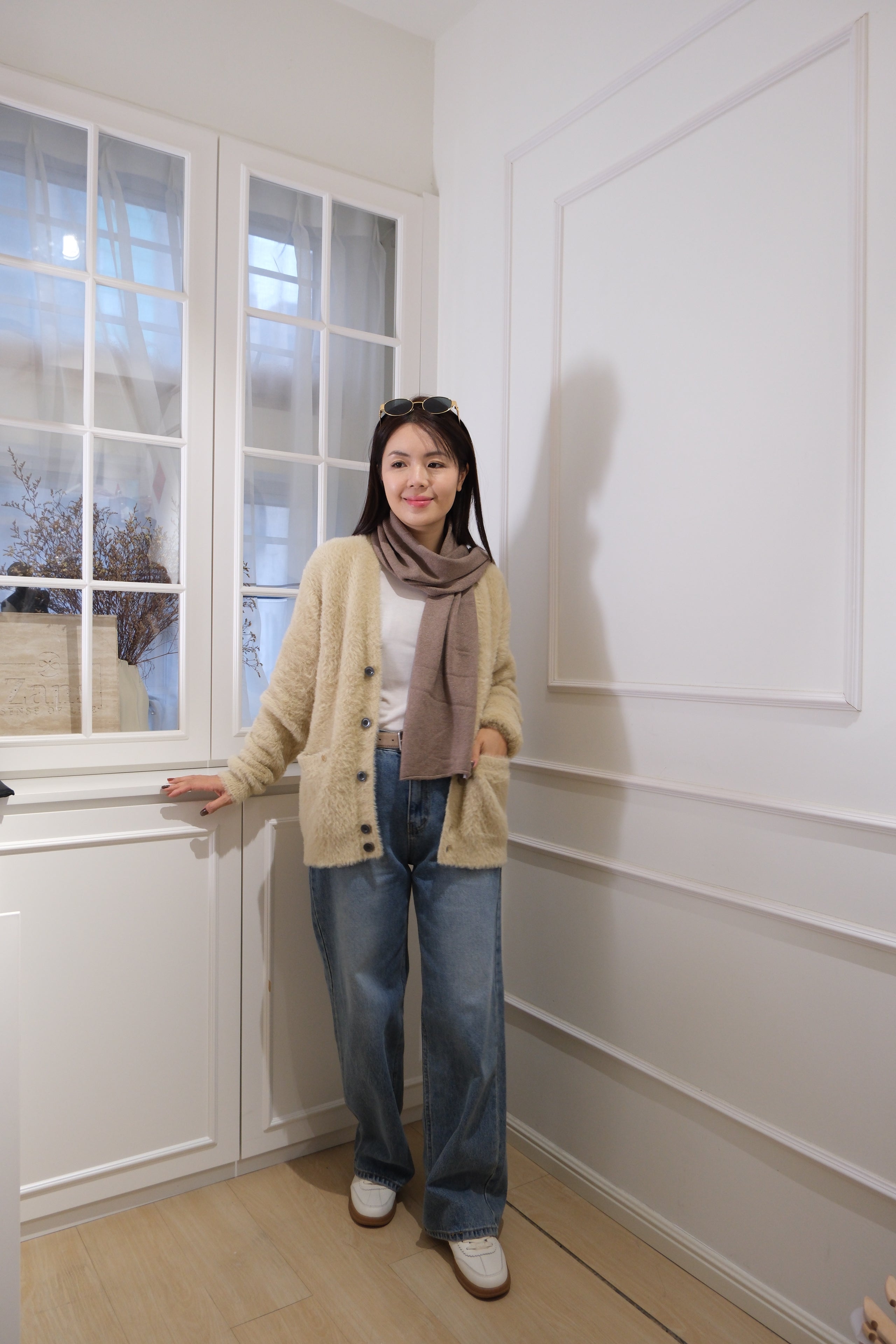 【LE ZANS BRAND COLLECTION】Fluffy Black Fuzzy Button Long Cardigan [J0130]