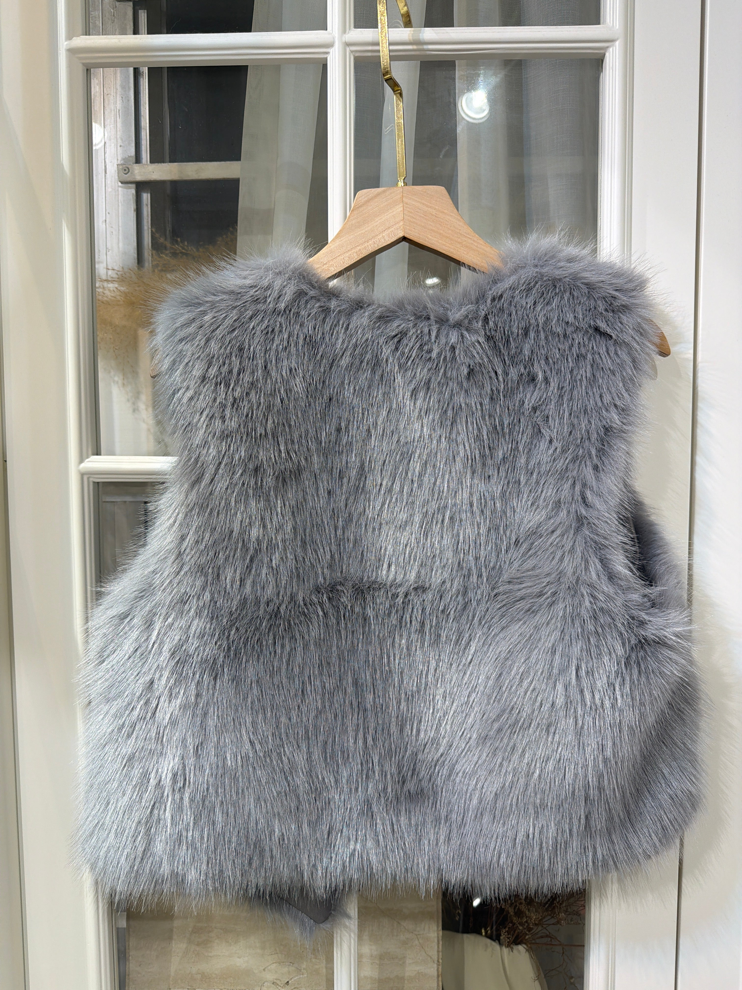 【LE ZANS BRAND COLLECTION】Cropped Gray Fluffy Jacket [J0127]