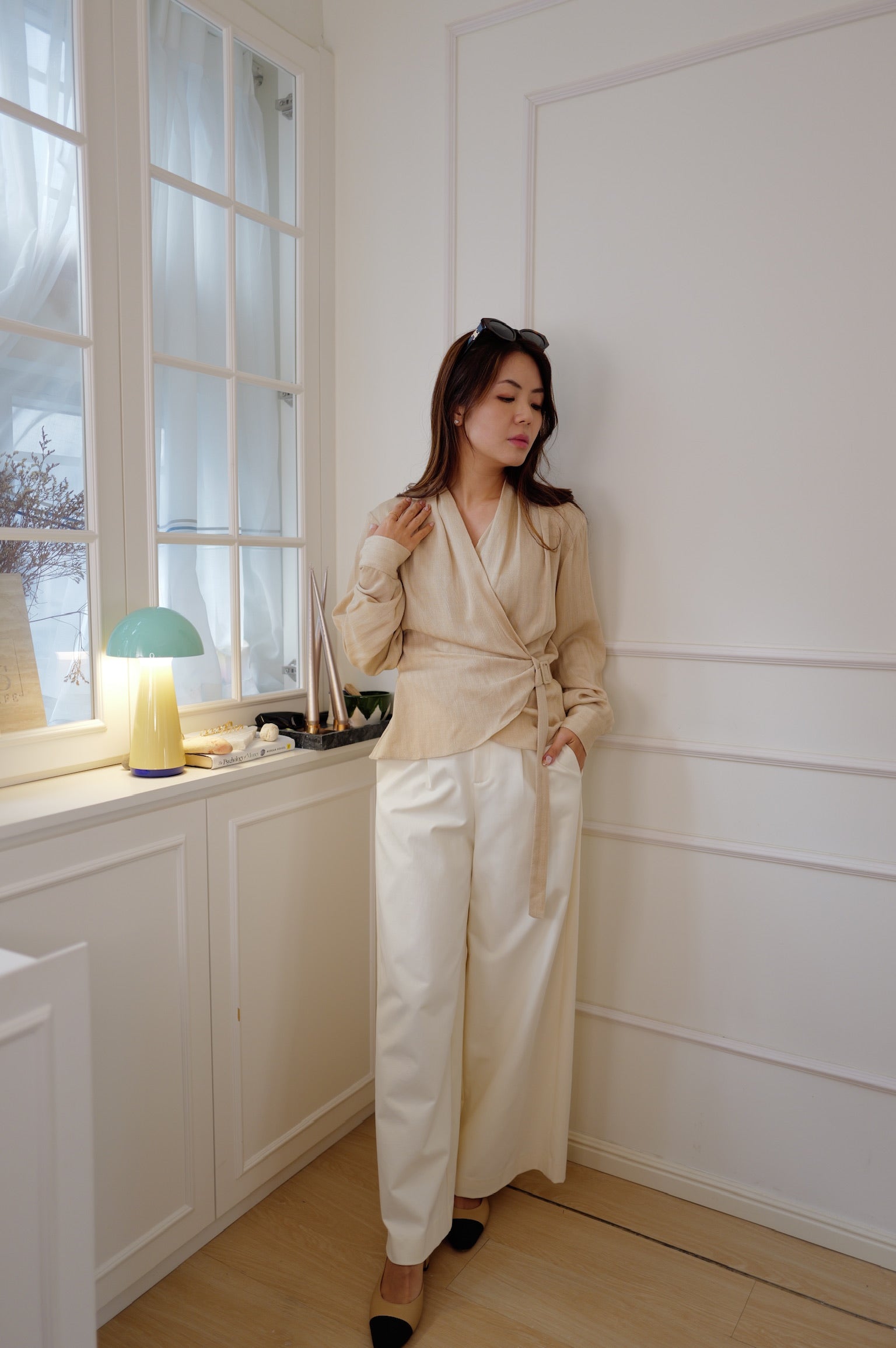 【LE ZANS BRAND COLLECTION】Minimalist Draped Wrap Top with D-Ring Belt [T0308]