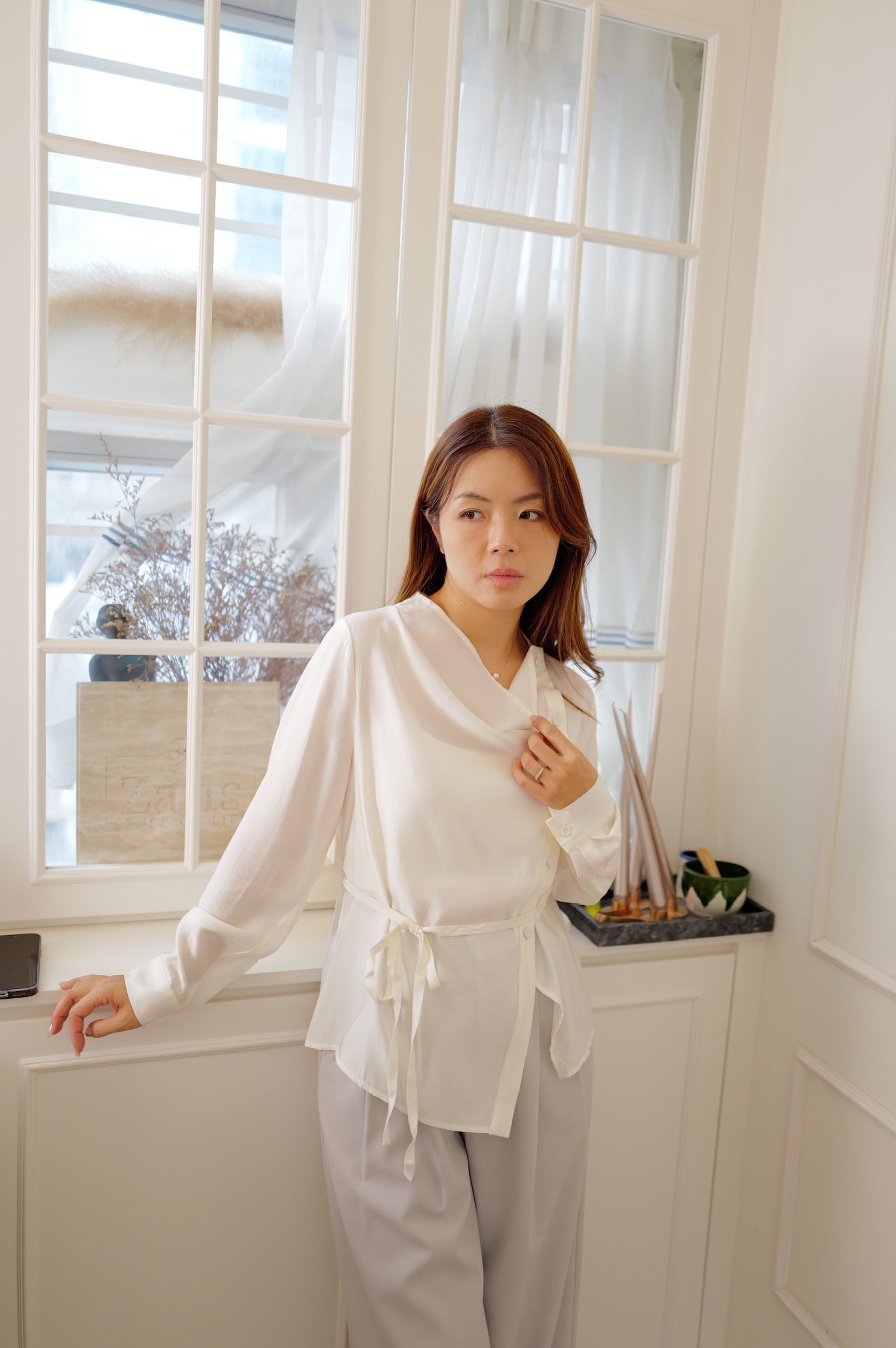 【LE ZANS BRAND COLLECTION】Minimalist Asymmetric Wrap Top[T0313]