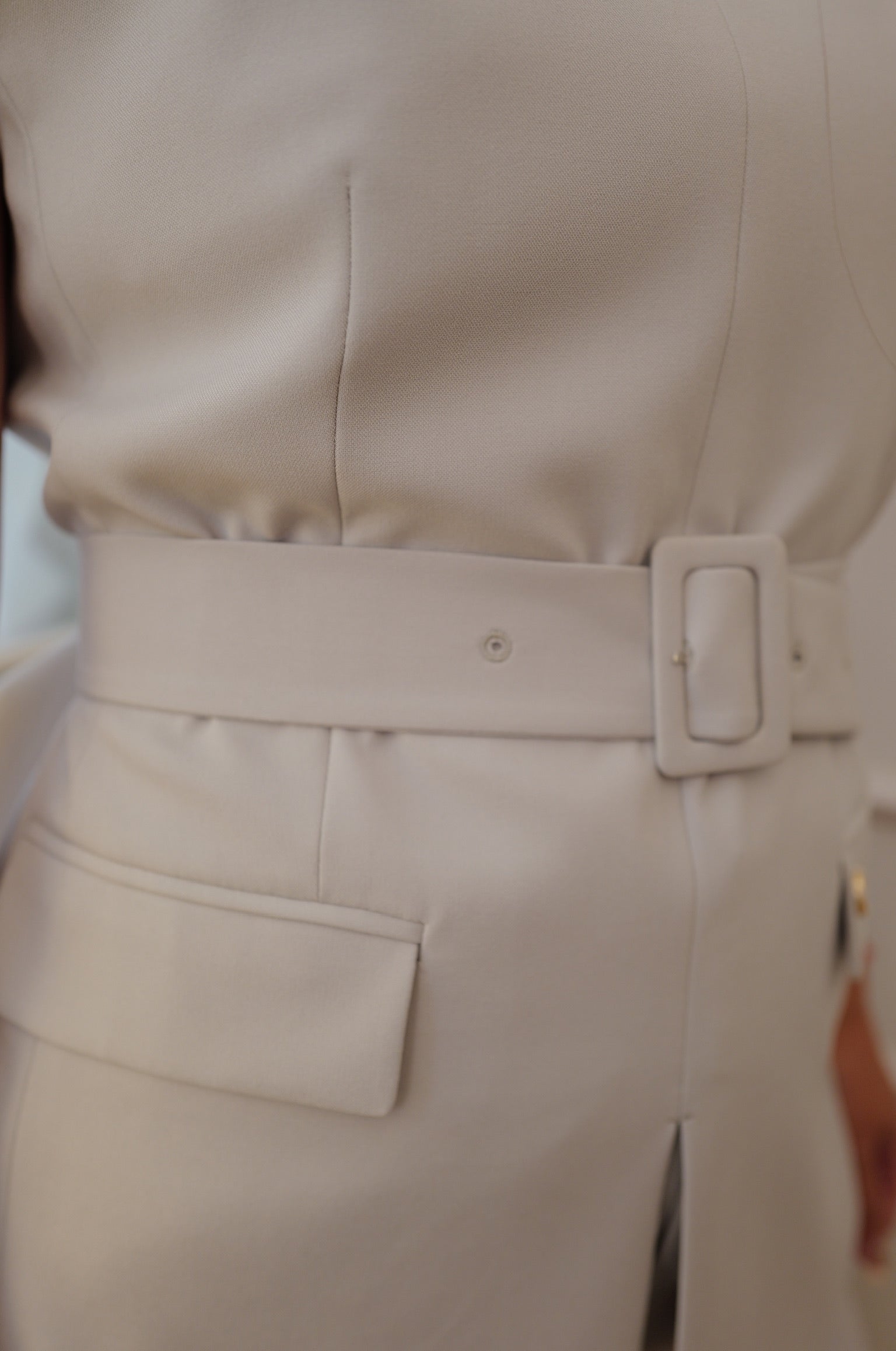 【LE ZANS BRAND COLLECTION】Urban Chic Cinched Waist TOP [T0286]