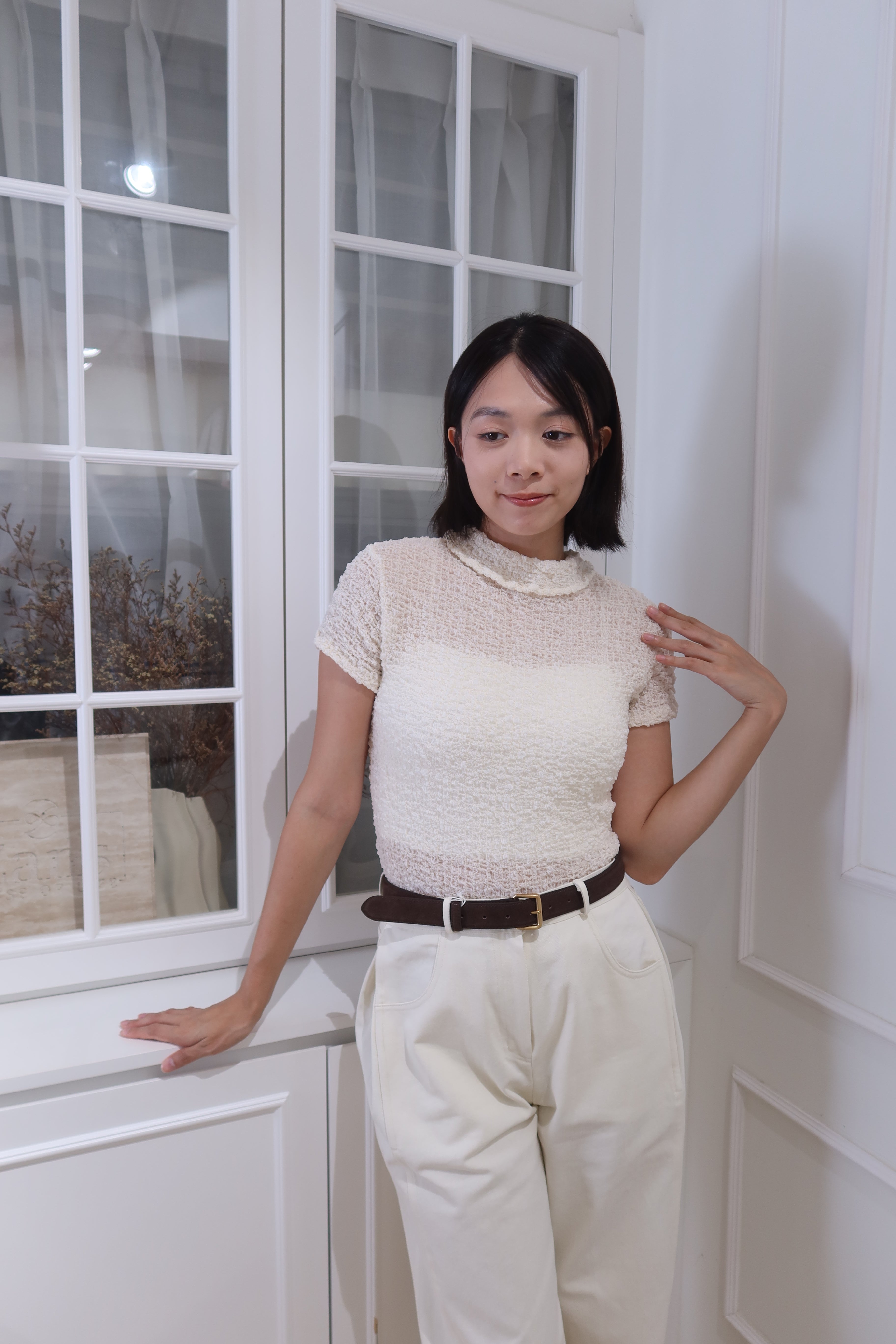 Knity White Crew Blouse [T0207]