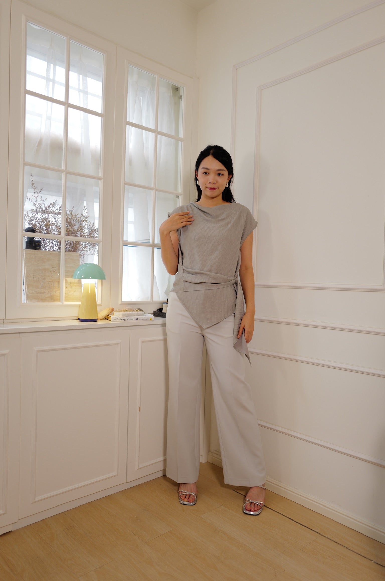 Asymmetric Tie-Side Top [T0290]