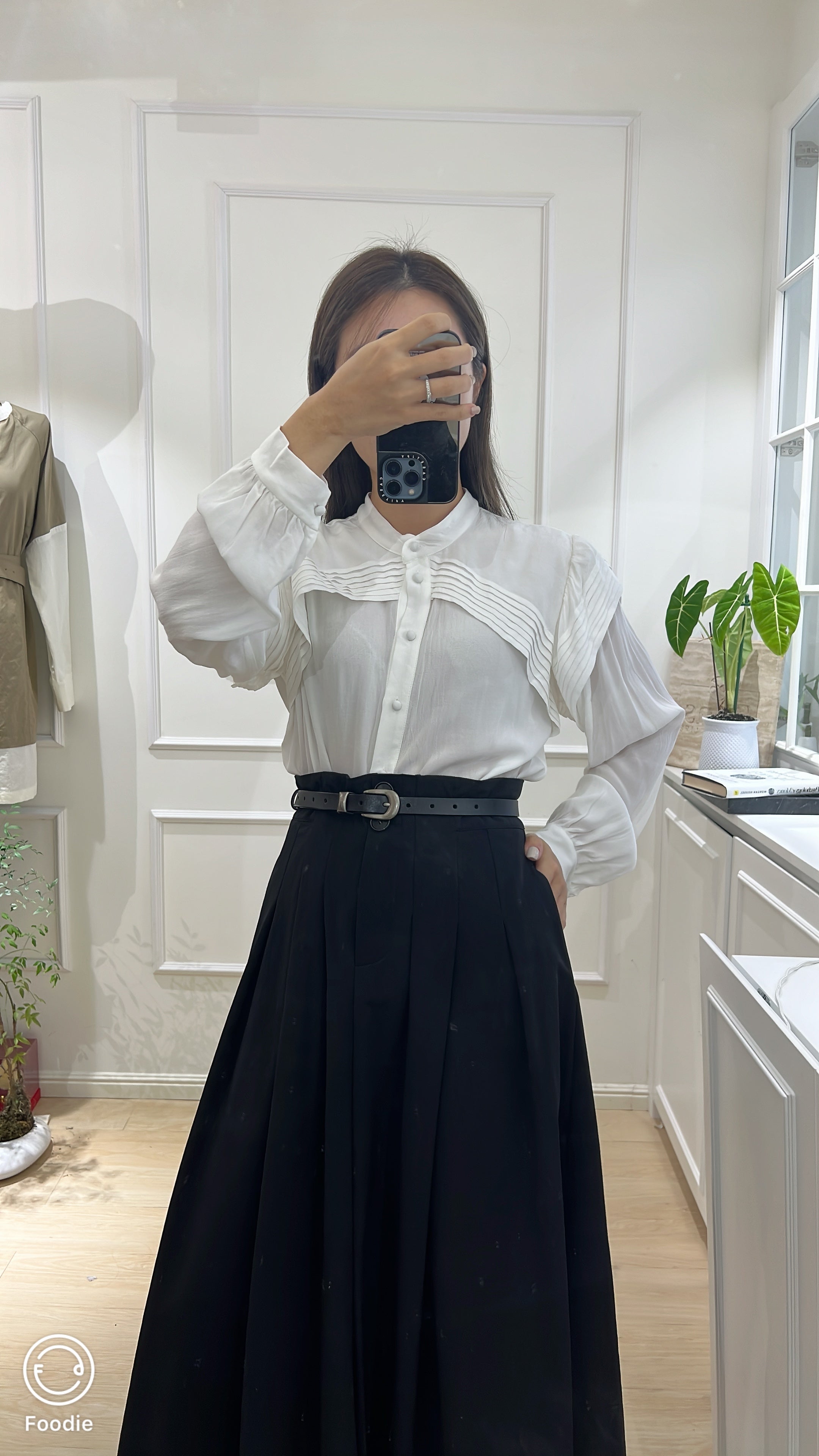 【LUXE COLLECTION】Effortless Grace White Blouse [T0120]