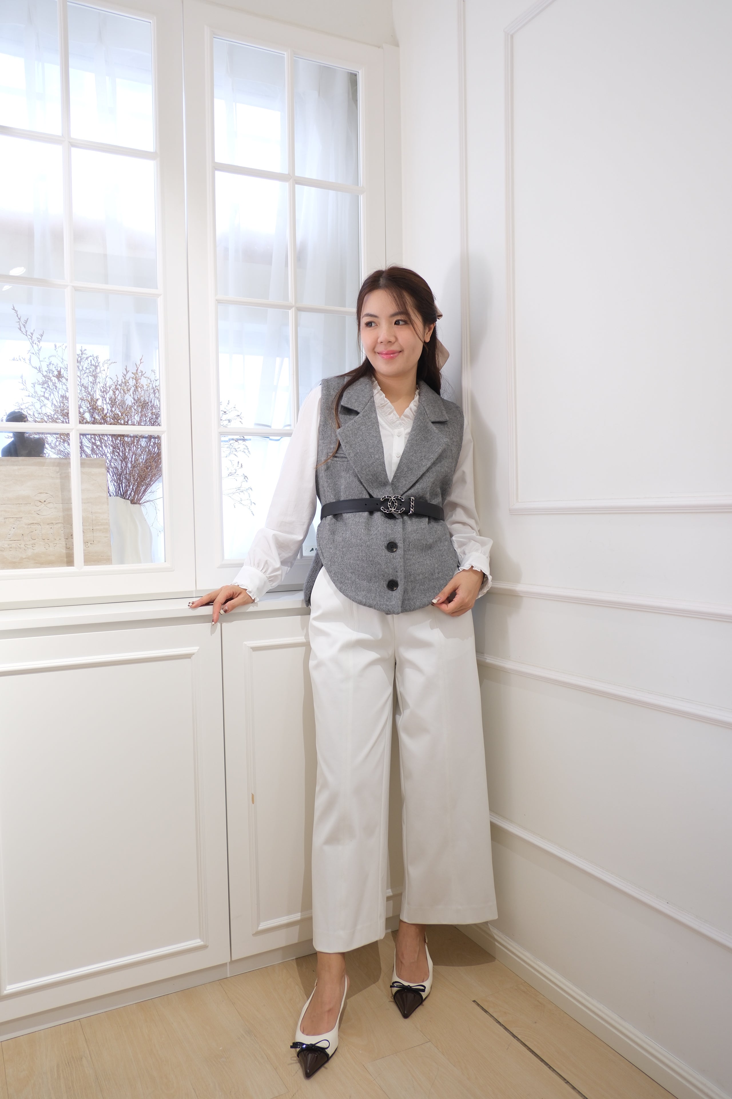 Woolen Elegance Vest [J0122]