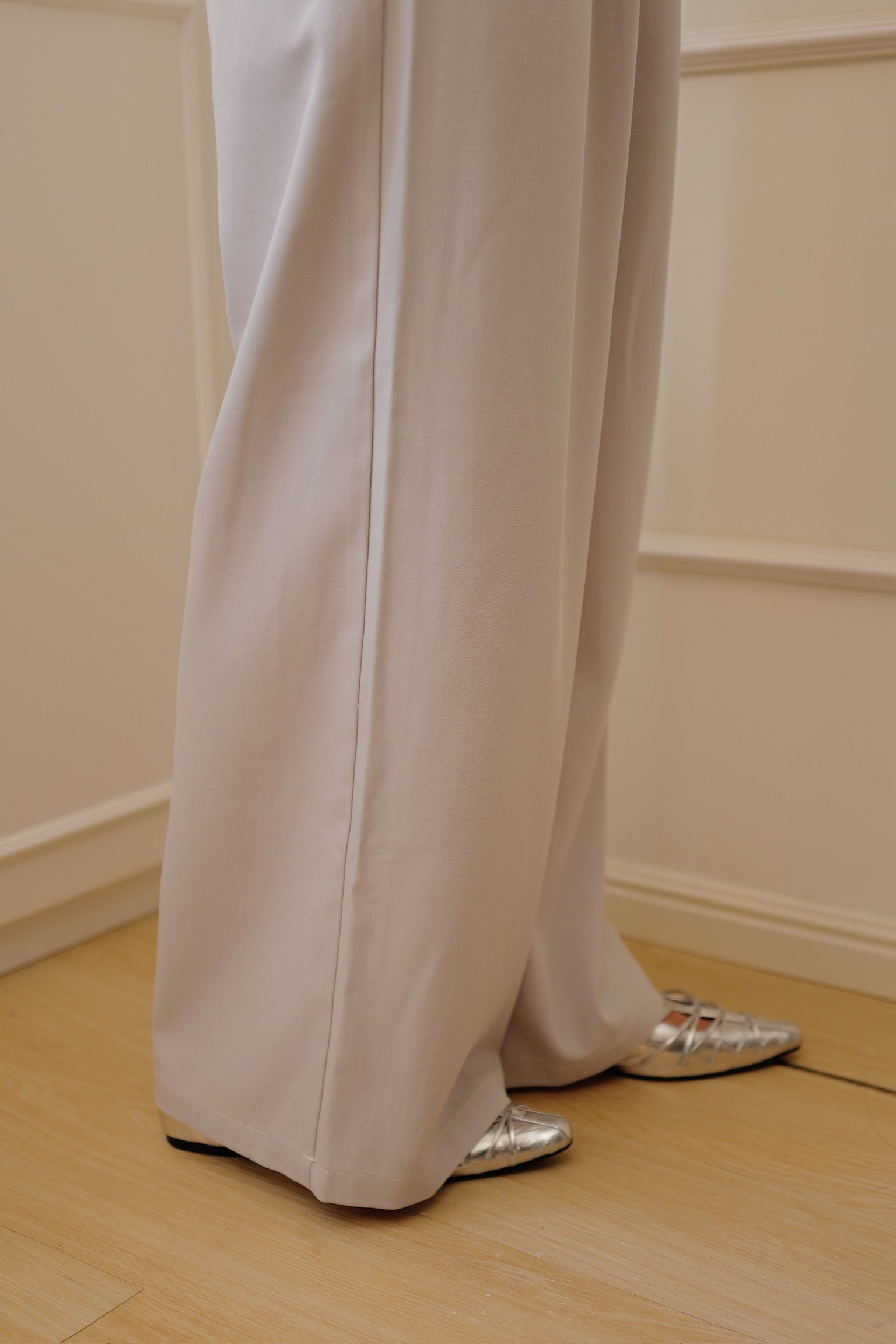【LE ZANS BRAND COLLECTION】Classic Double-Pleated Tailored High-Waisted Trousers [PT0098]
