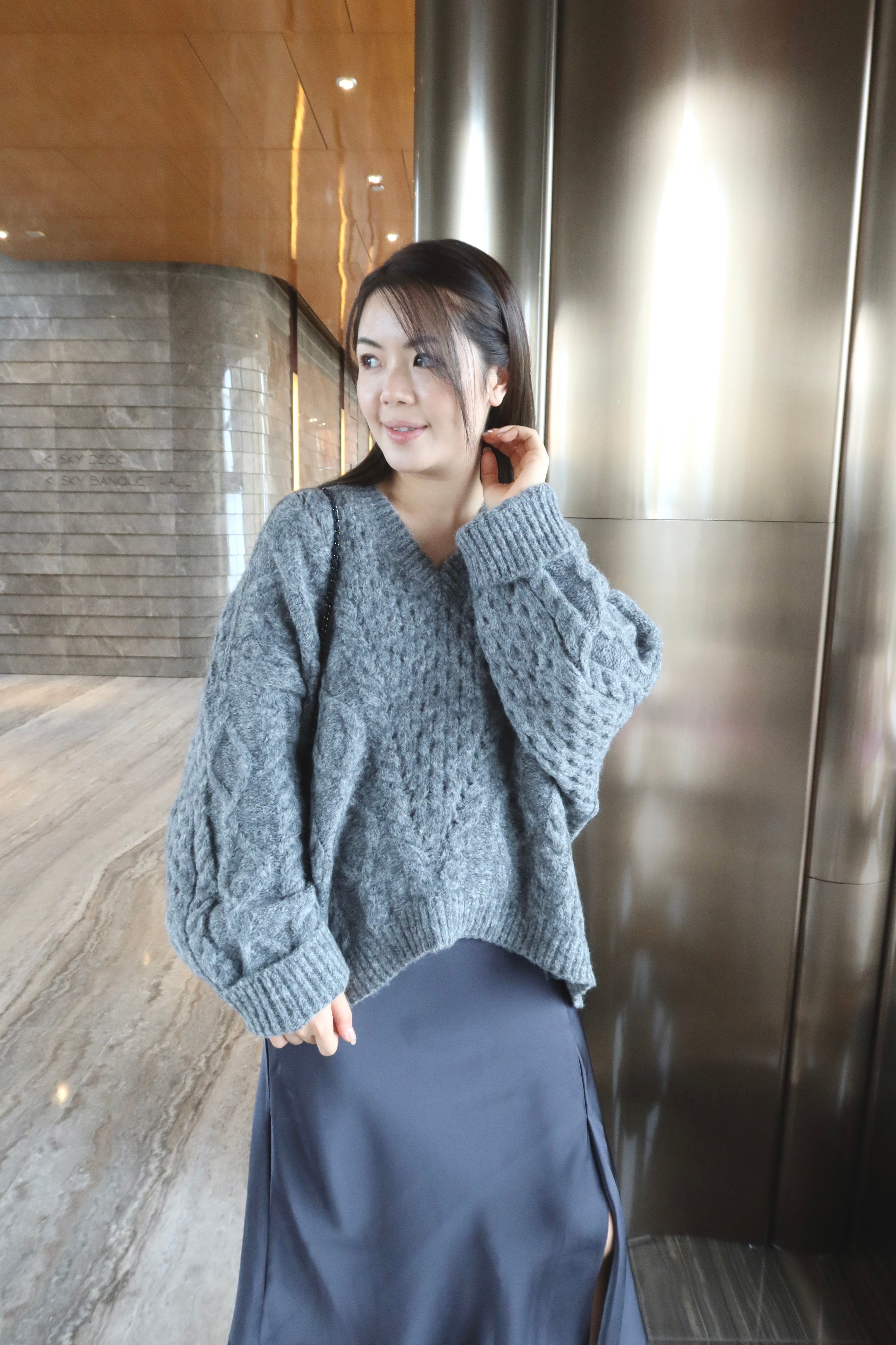 Cozy Oversized Twirl Sweater (60%wool)[T0165]