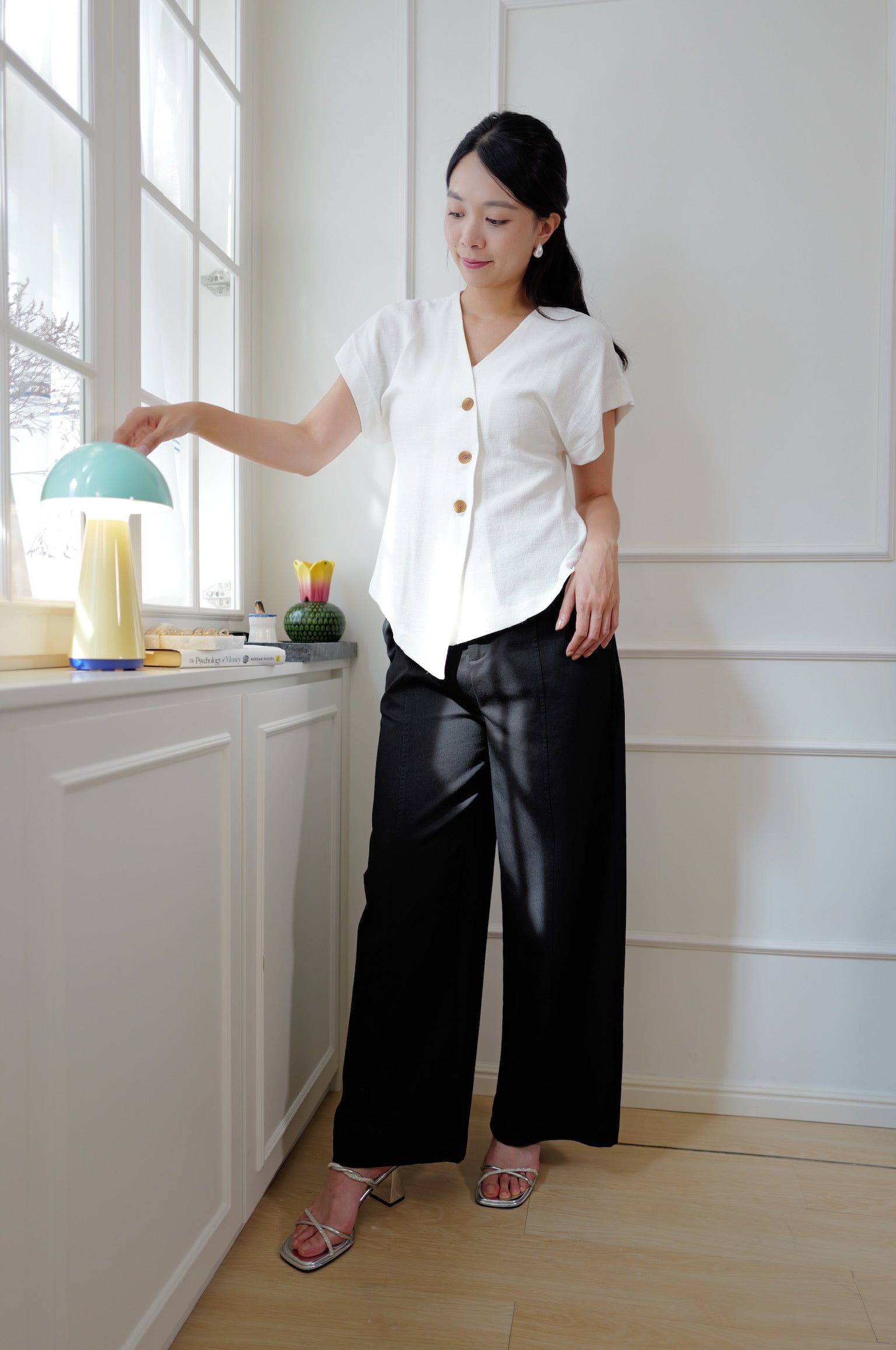 French Chic Asymmetric Hem Tweed-Like V-Neck Top [T0294]