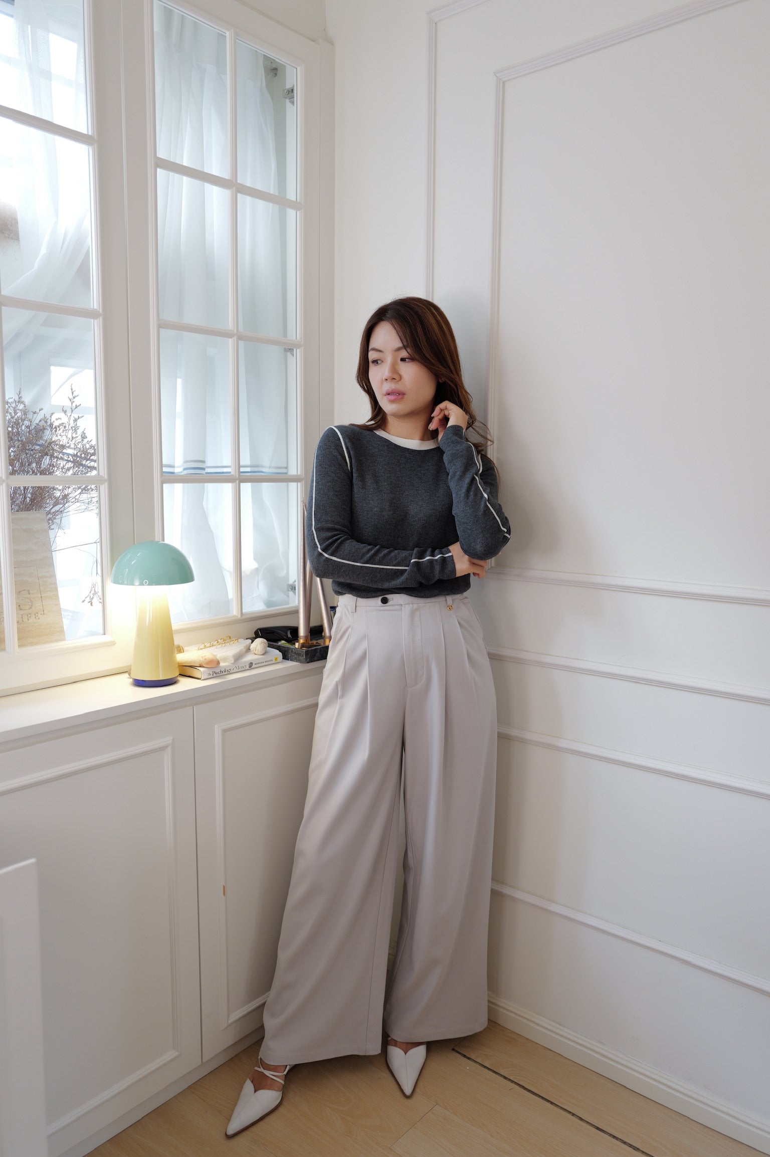 【LE ZANS PRIVÉ】Minimalist Contrast Piping Fitted Knit Long-Sleeve Top(33%wool) [T0311]