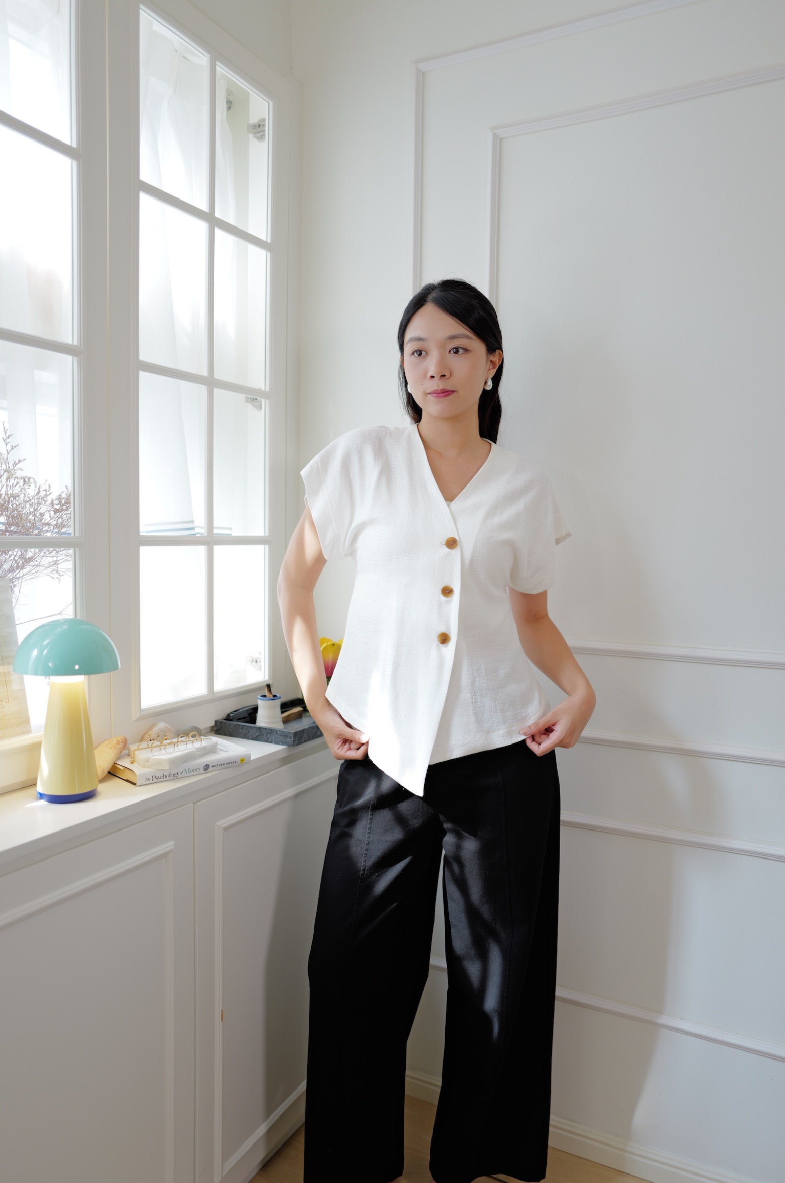 French Chic Asymmetric Hem Tweed-Like V-Neck Top [T0294]