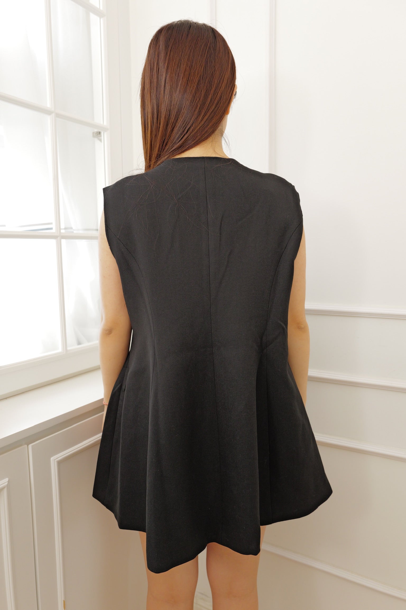 【LE ZANS BRAND COLLECTION】Luxury Minimalist Button-Up Vest [J0139]