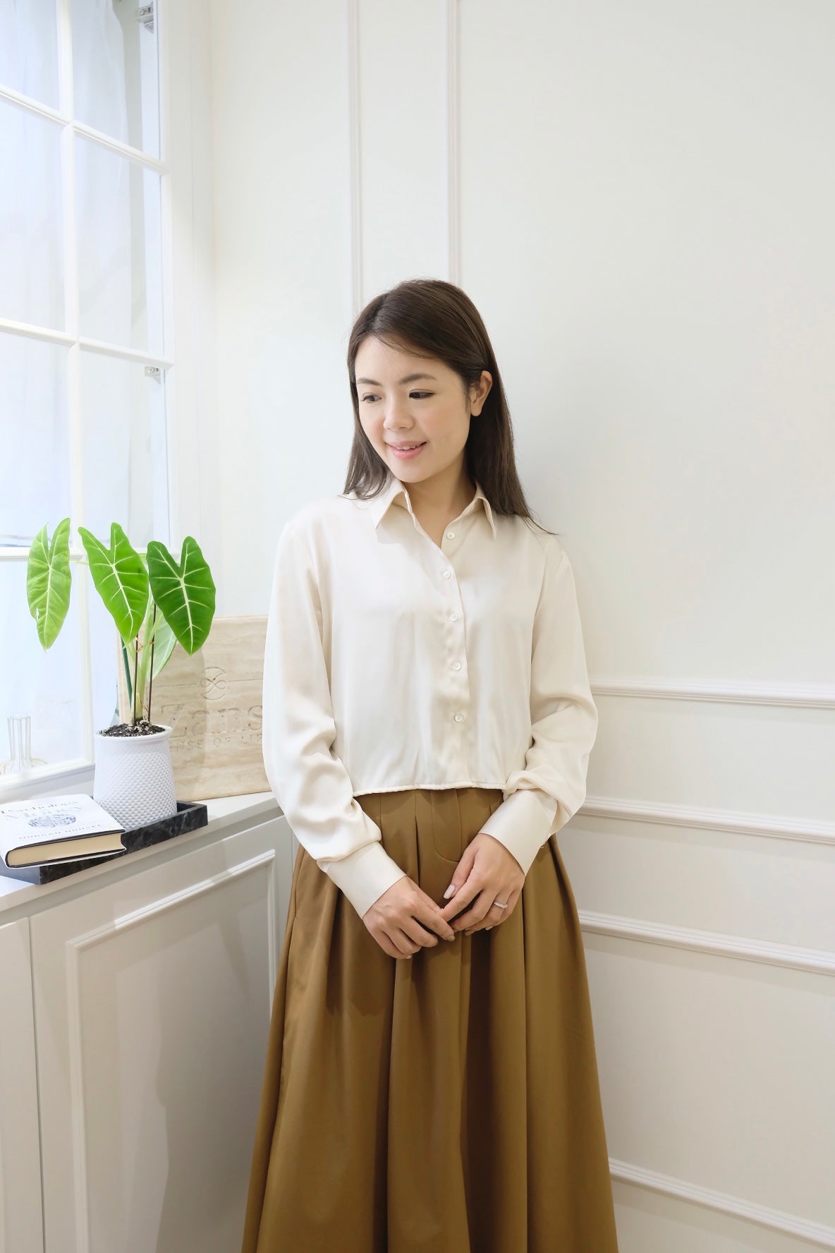 Parisian Cream Crop Blouse [T0124]