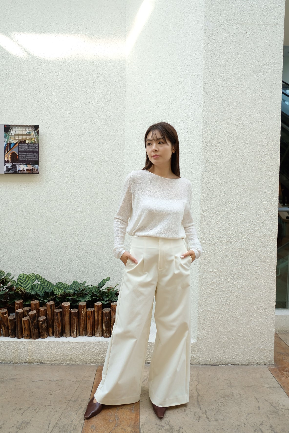 【LE ZANS BRAND COLLECTION】Cream Pleated High-Waist Wide Leg Pants ［PT0086]