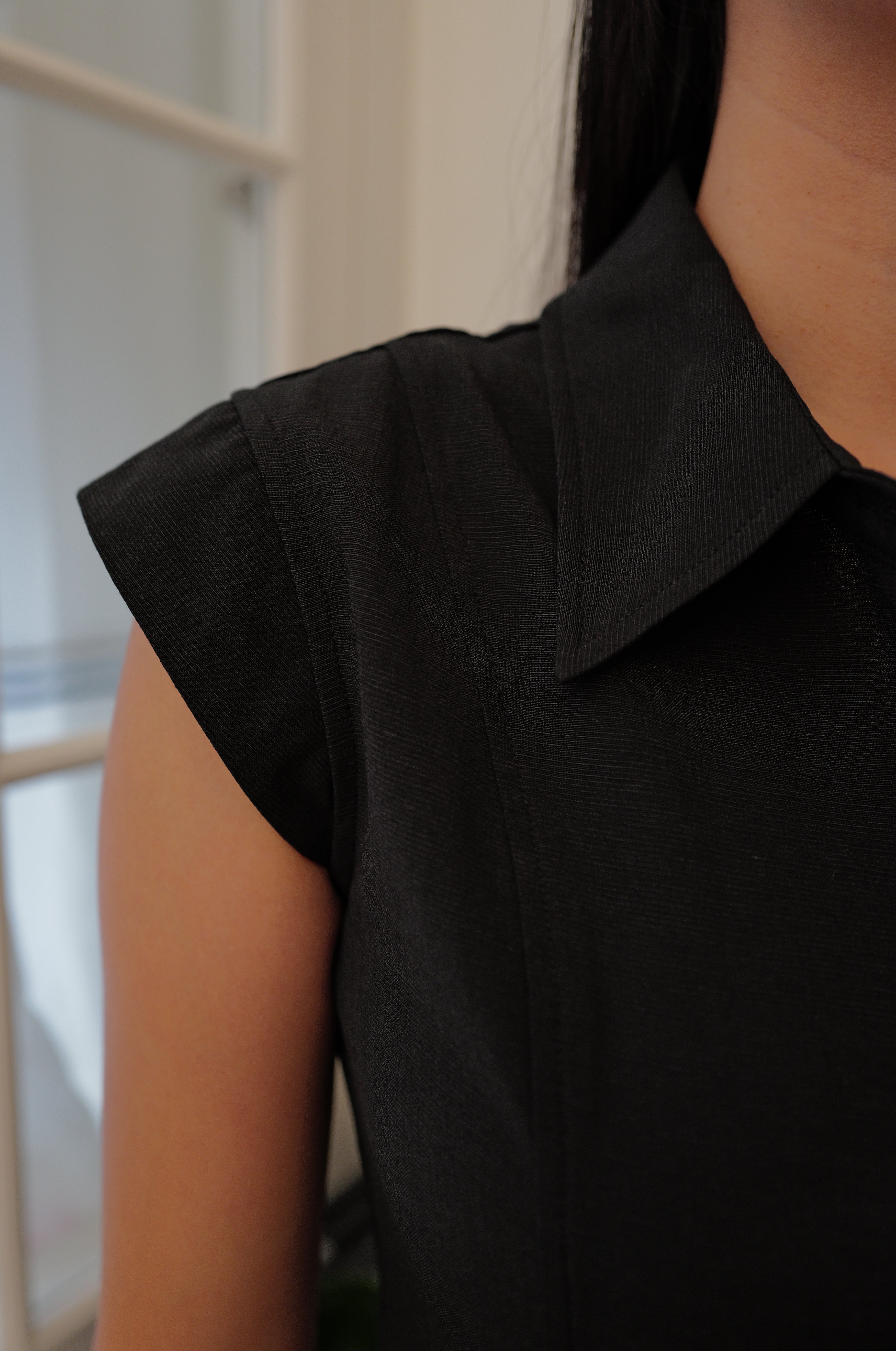 Chic Pleated Peplum Cap-Sleeve Blouse [T0298]