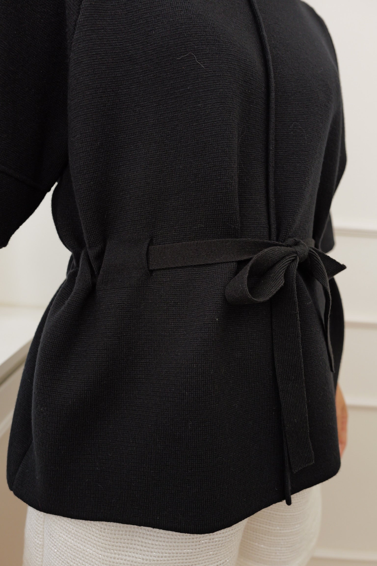 Elegant Cinched-Waist Peplum Top [T0268]