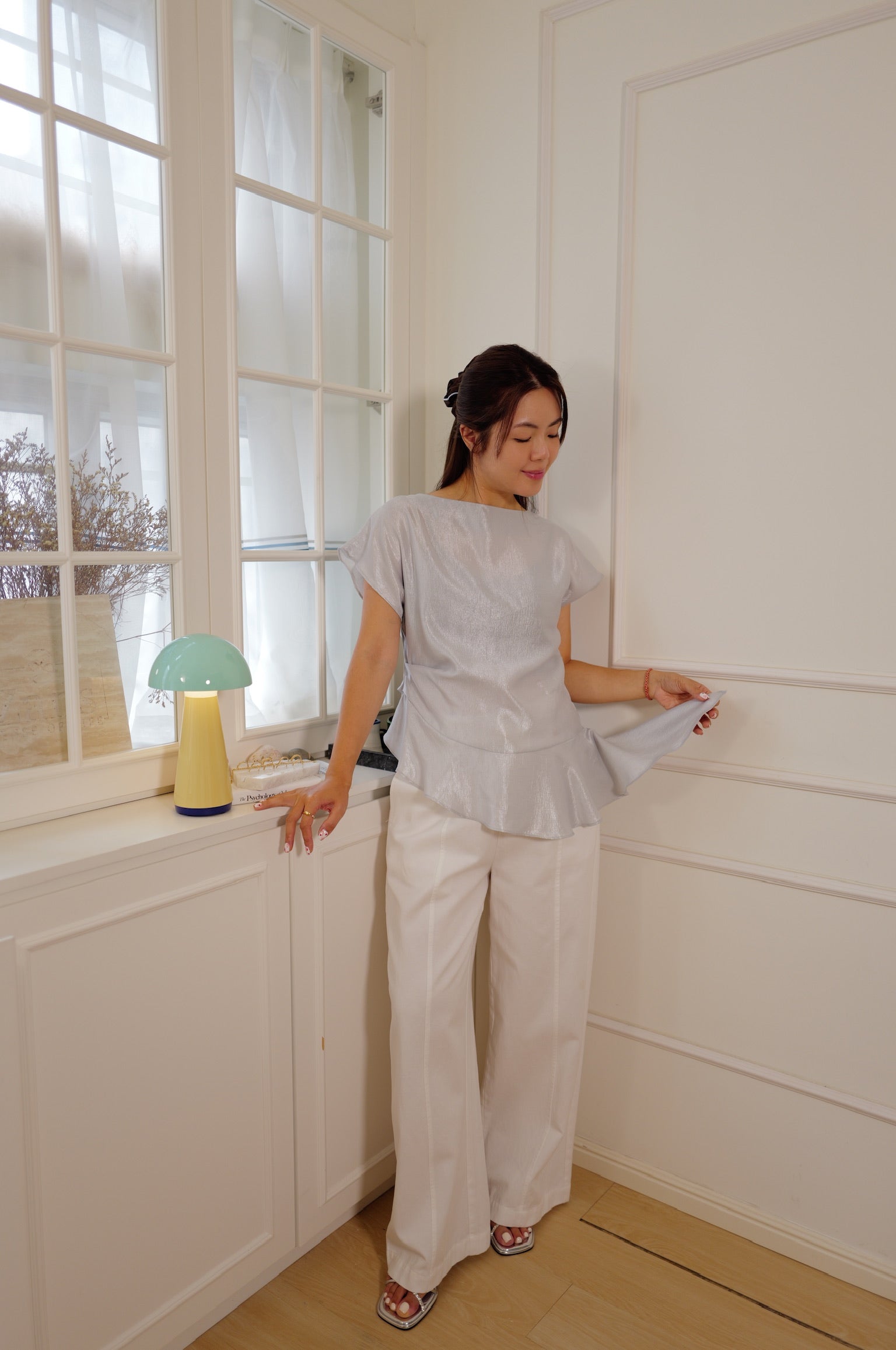 Elegant Asymmetric Peplum Top with Cap Sleeves [T0292]
