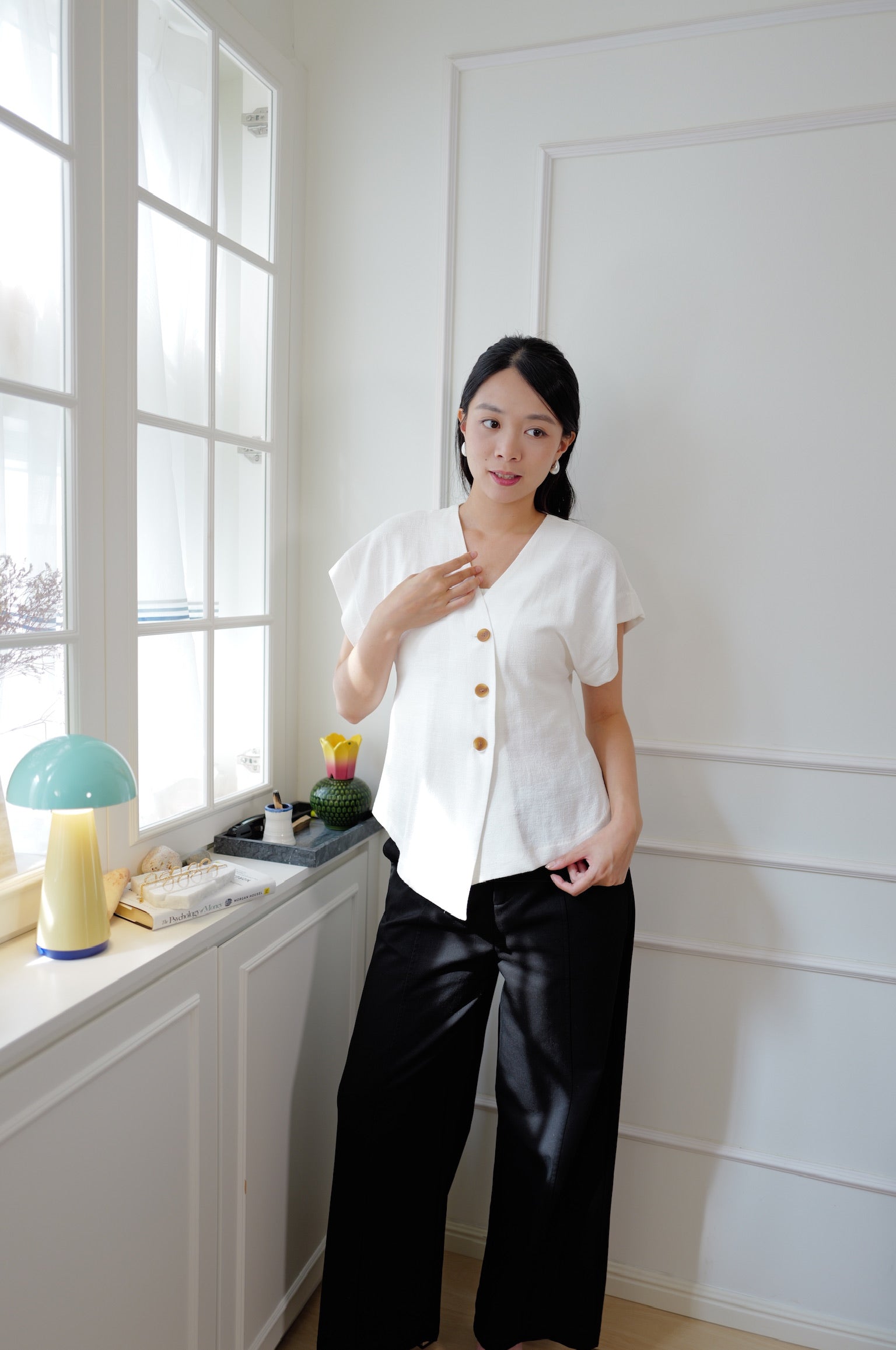 French Chic Asymmetric Hem Tweed-Like V-Neck Top [T0294]