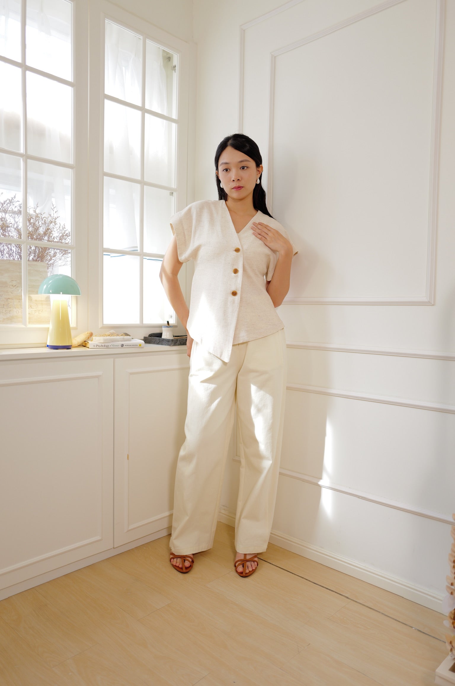 French Chic Asymmetric Hem Tweed-Like V-Neck Top [T0294]