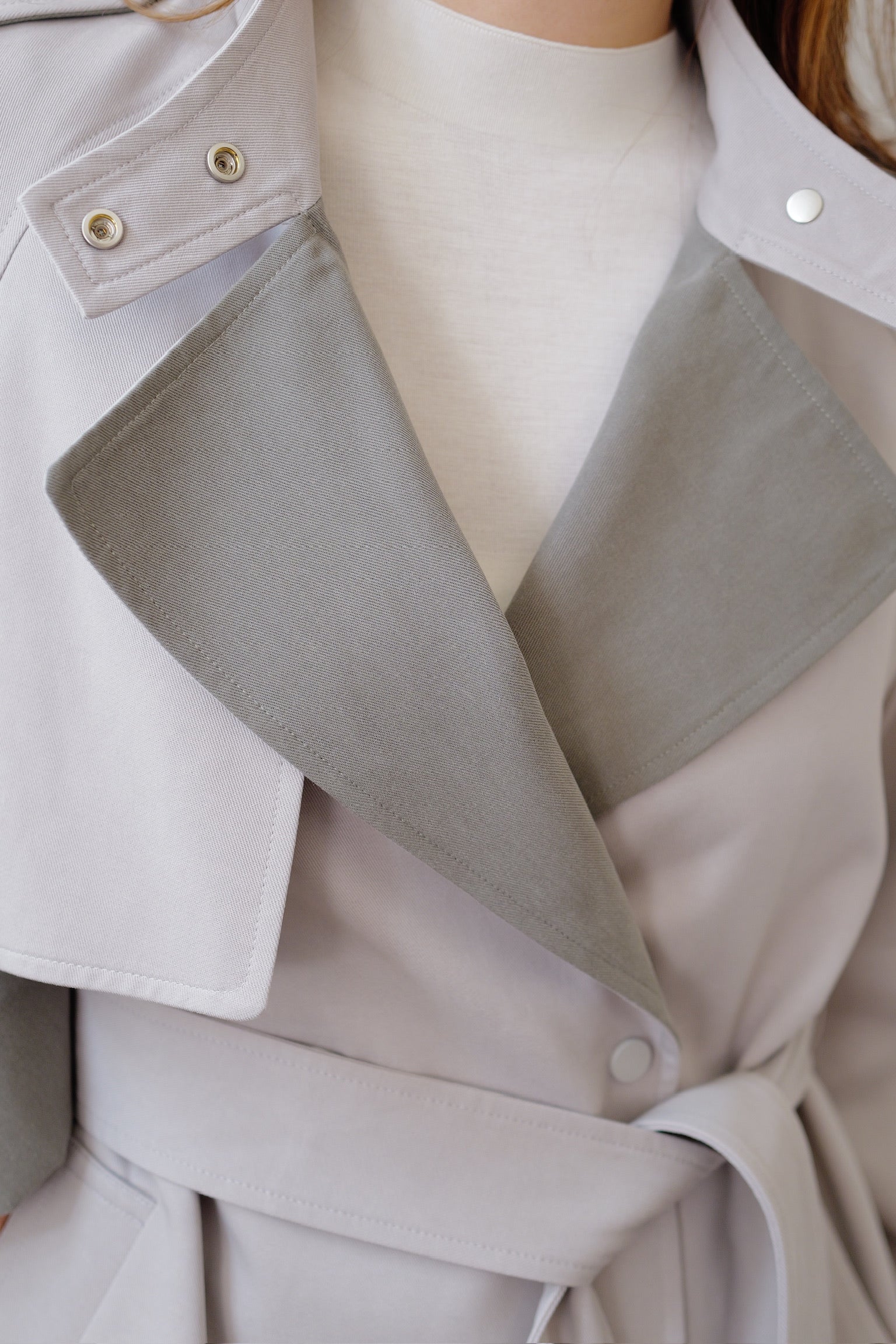 【LE ZANS PRIVÉ】French Two-Tone Lapel Belted Short Trench Coat [J0146]