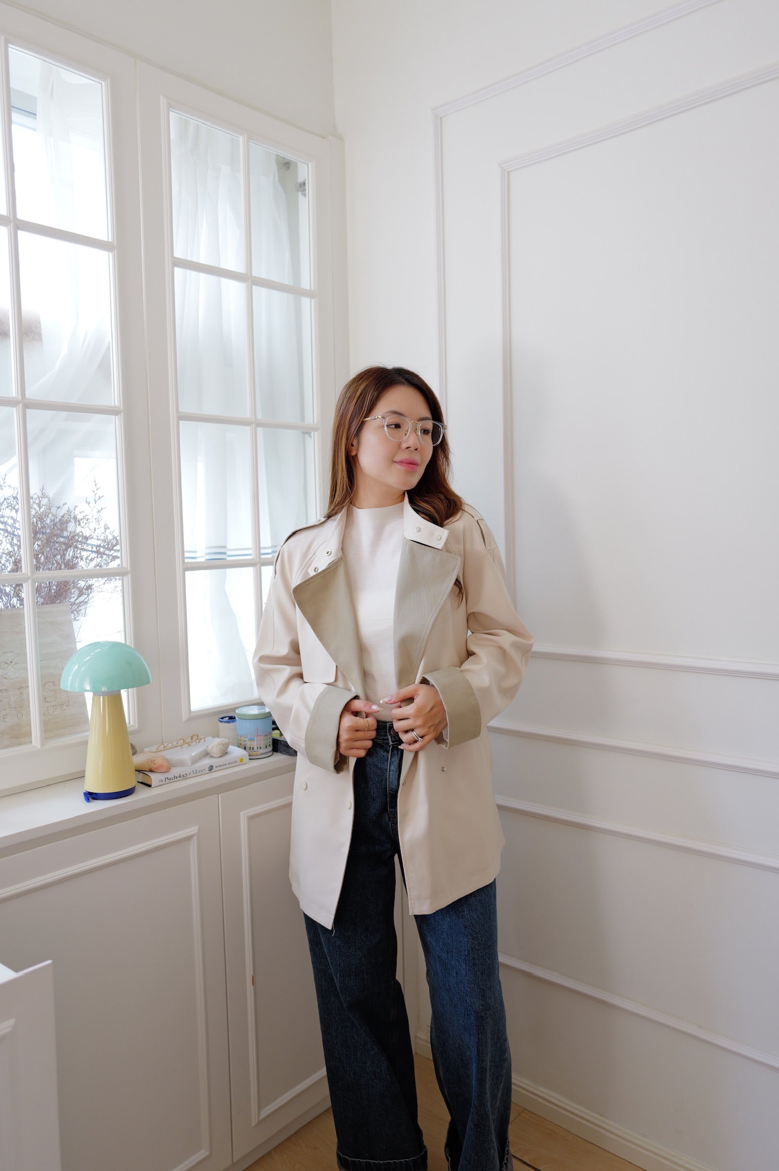 【LE ZANS PRIVÉ】French Two-Tone Lapel Belted Short Trench Coat [J0146]