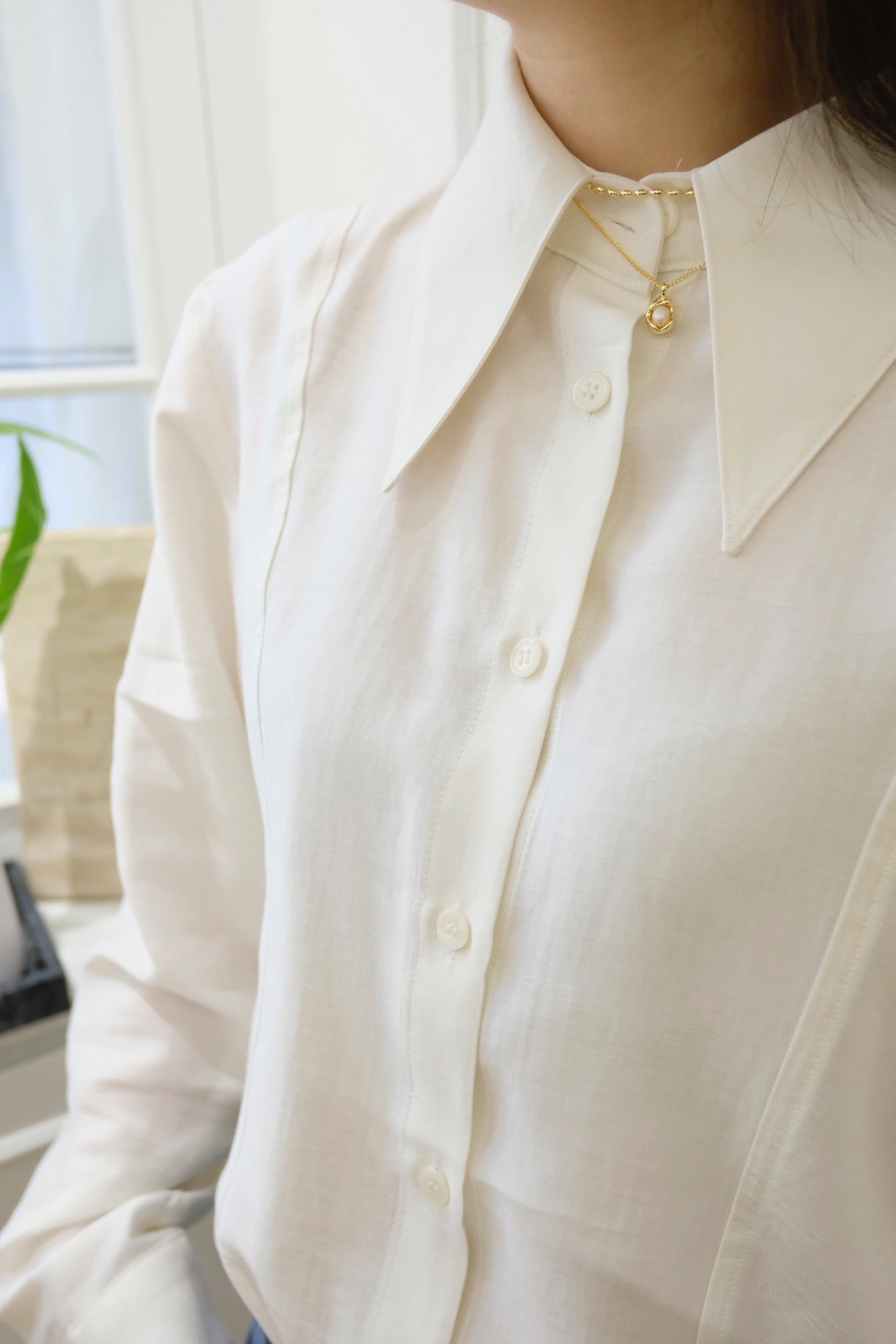 Parisian Grace White Shirt [T0114]