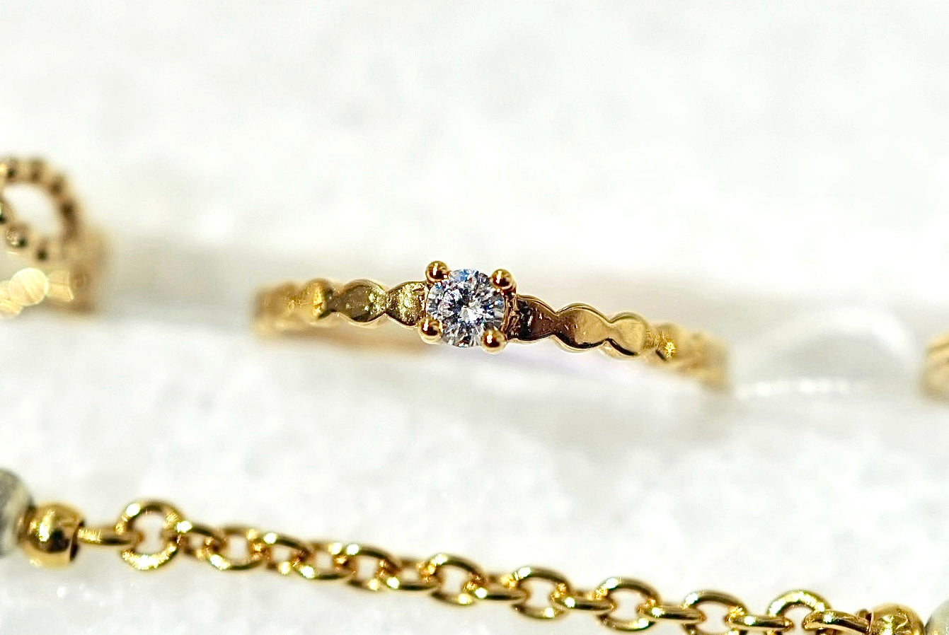 Minimalist Four-Prong Solitaire Delicate Band [A0004]