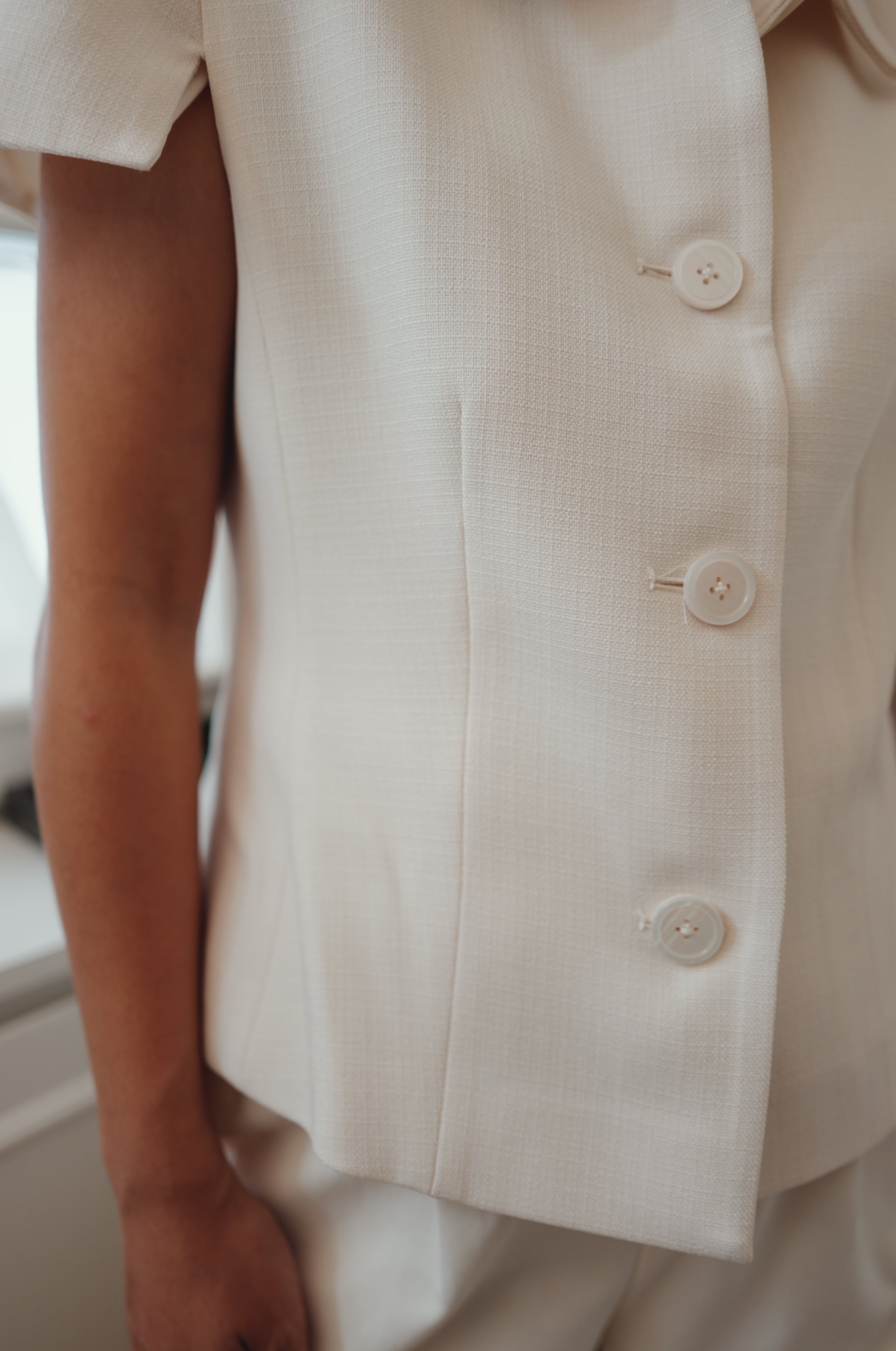 【LE ZANS BRAND COLLECTION】French Elegant Puff-Sleeve Short Tailored Blazer [T0299]