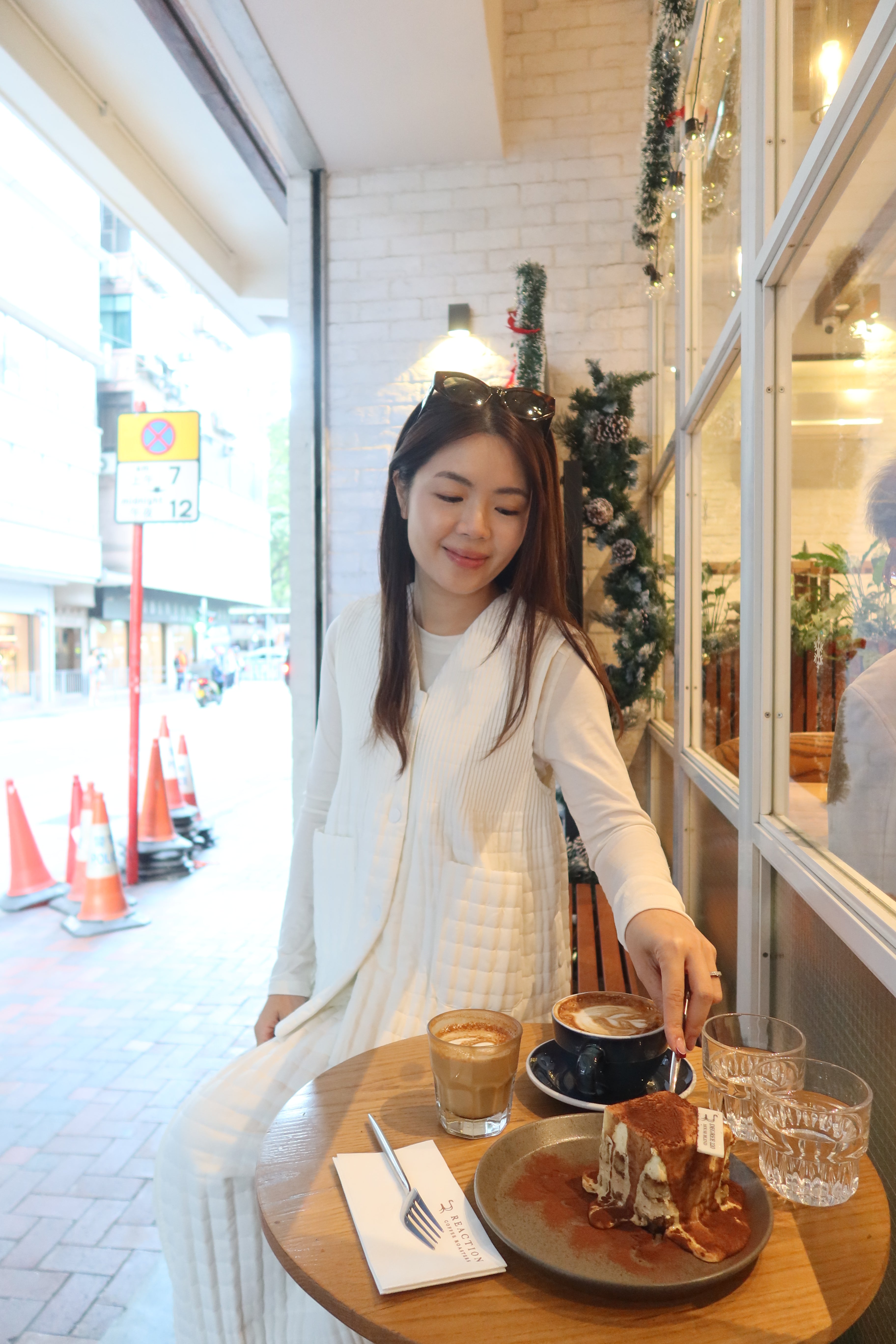 【LE ZANS BRAND COLLECTION】Cloud White Quilted Padded Vest [J0128]