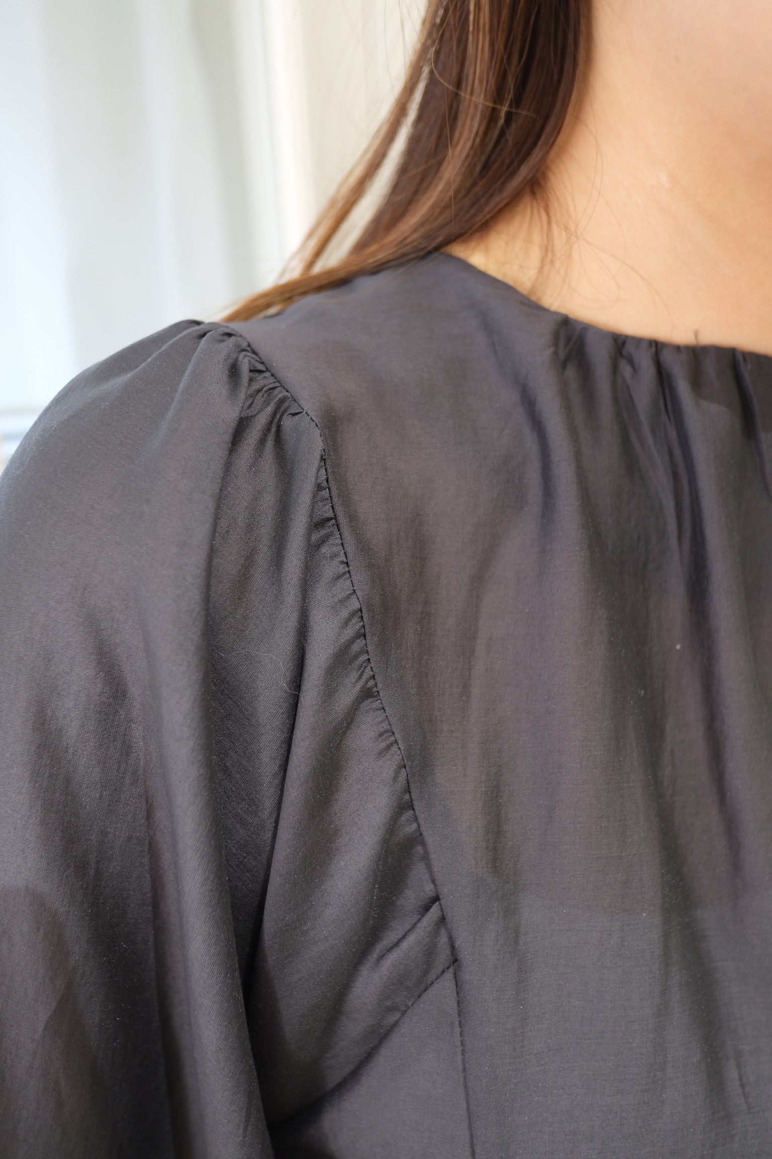 Flowing Stripes Long Sleeve Blouse [T0245]