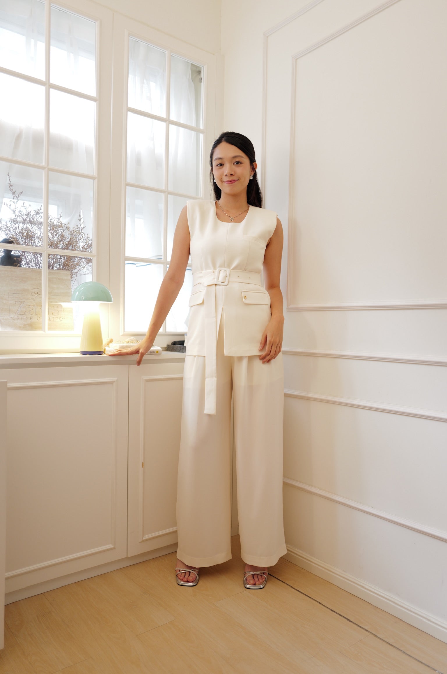 【LE ZANS BRAND COLLECTION】Urban Chic Cinched Waist TOP [T0286]