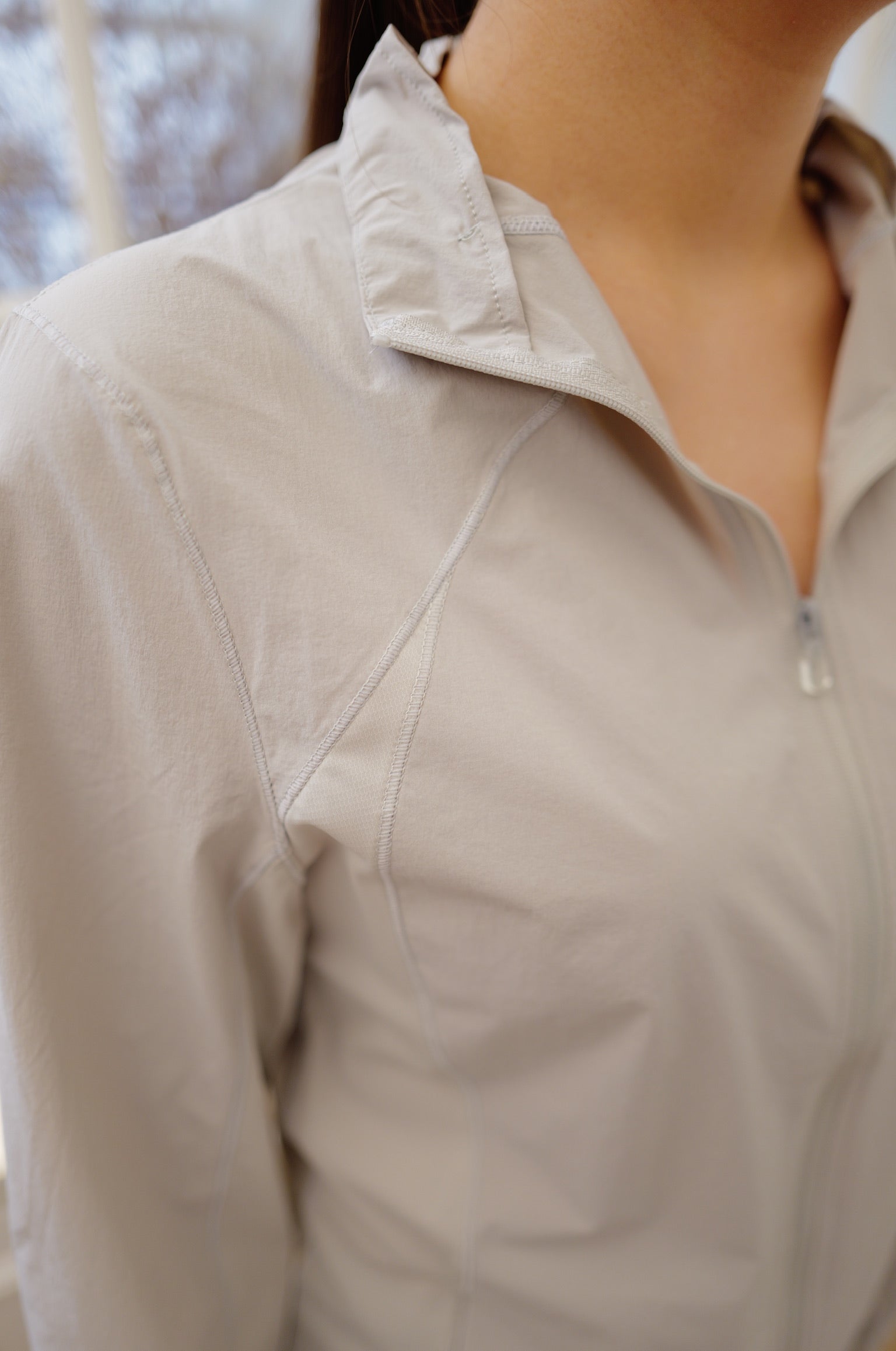 【LE ZANS BRAND COLLECTION】Slim-Fit Activewear Jacket | Stand-Collar Ergonomic Seam Gym Track Top [J0142]