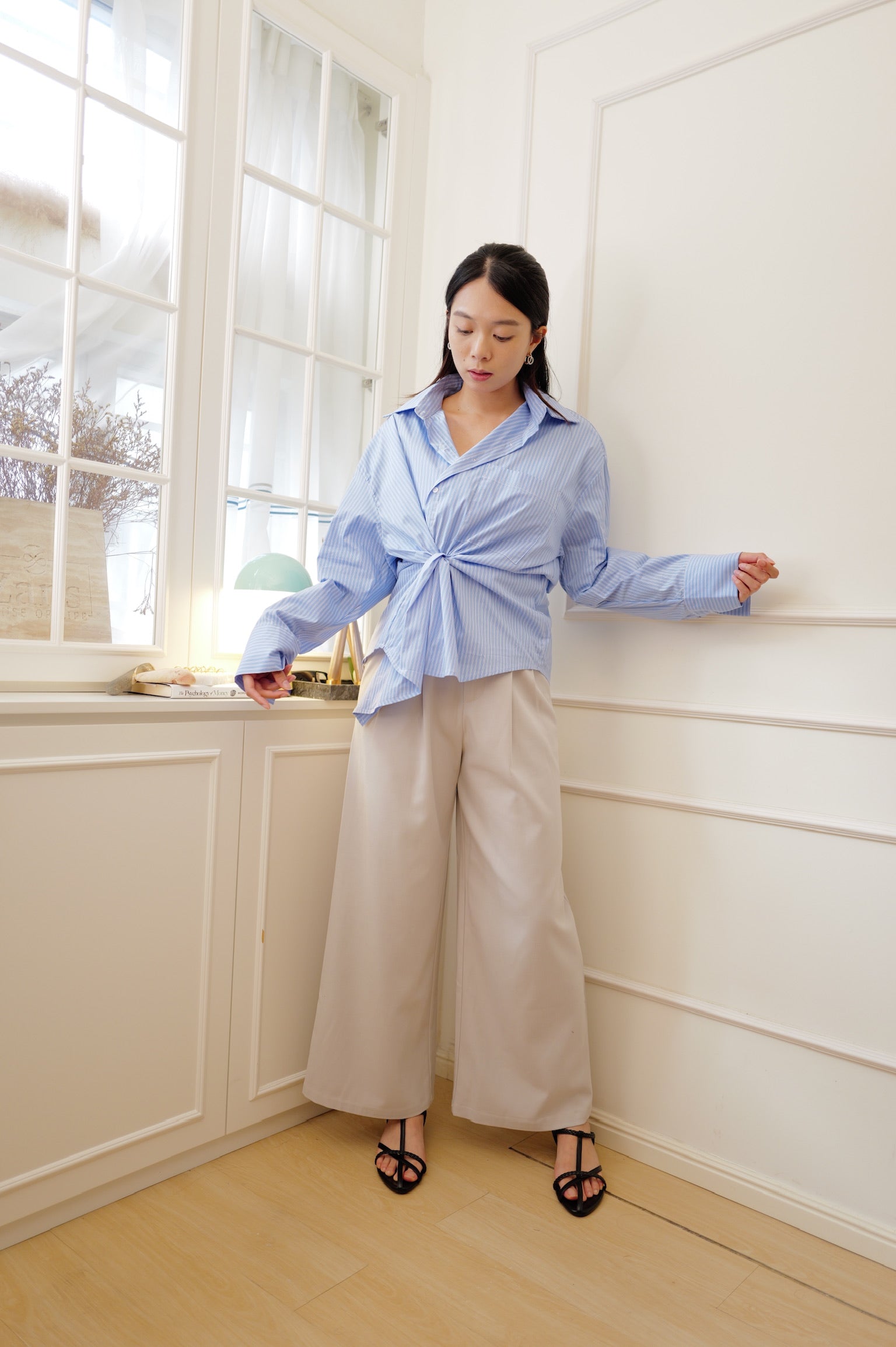 【LE ZANS BRAND COLLECTION】Relaxed Pointed-Collar Striped Button-Down Cover-Up [J0144]