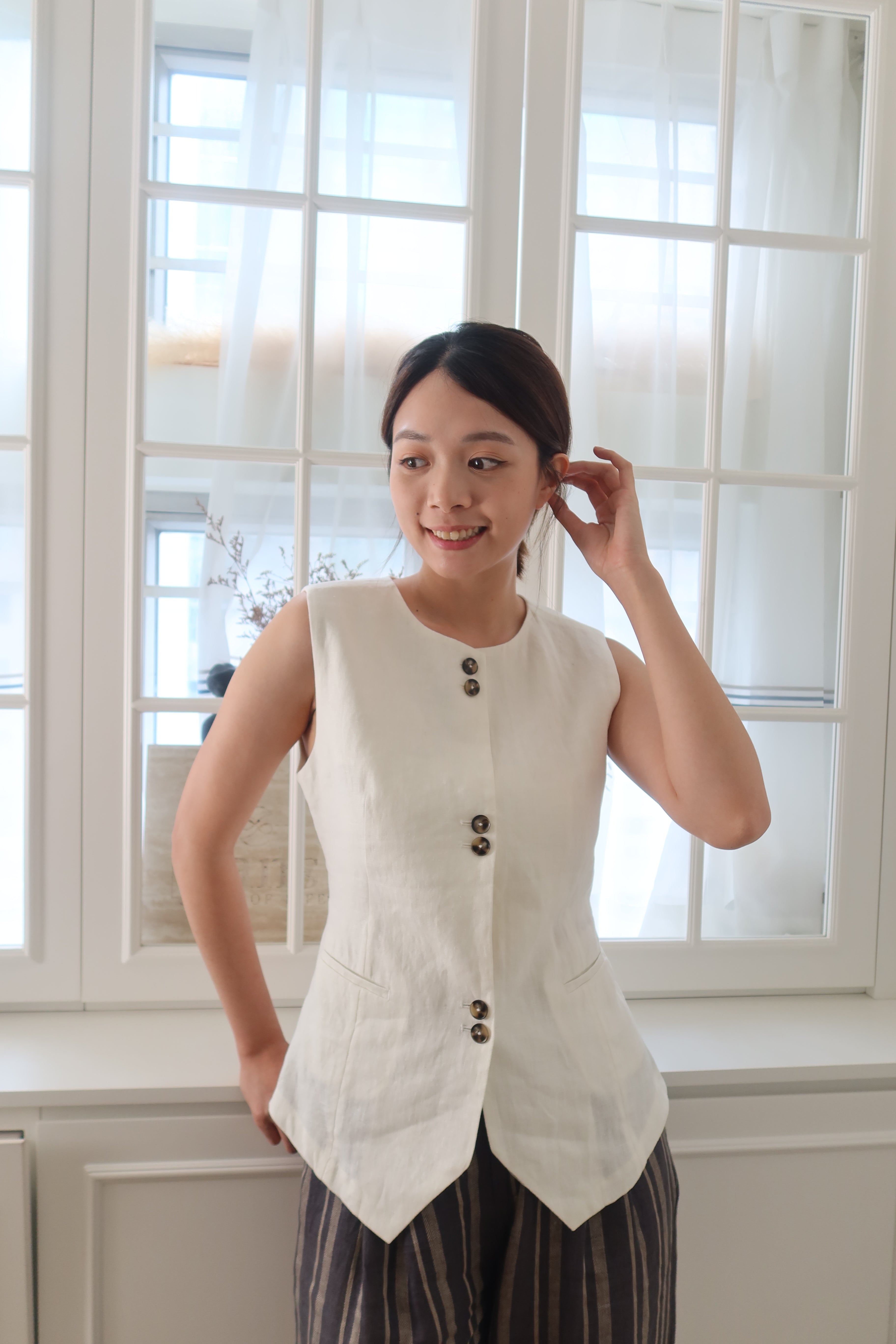 【LE ZANS BRAND COLLECTION】Linen Luxe Button Vest (100% Linen) [J0105]