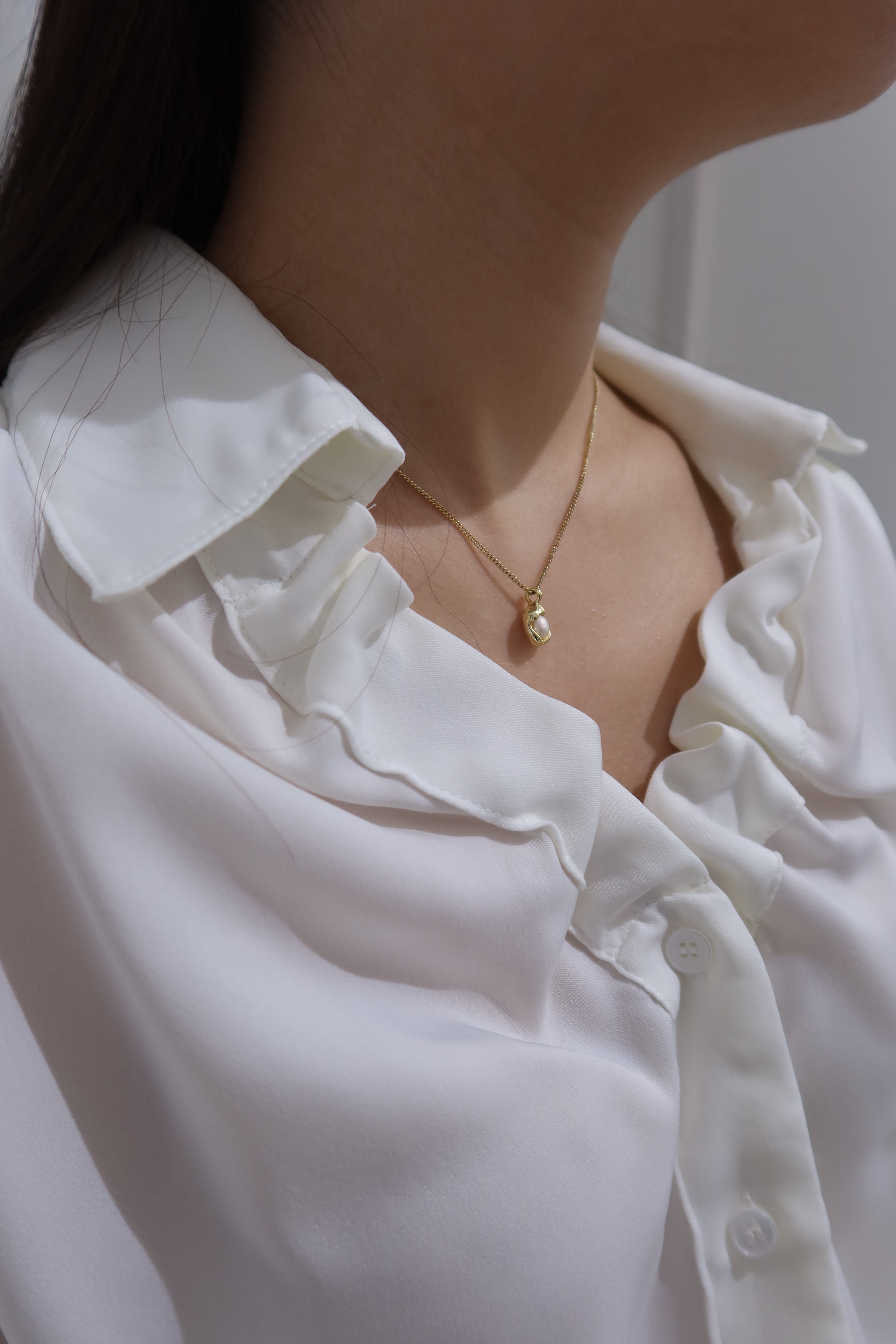 Chic Ruffle Collar Shirt [T0216]