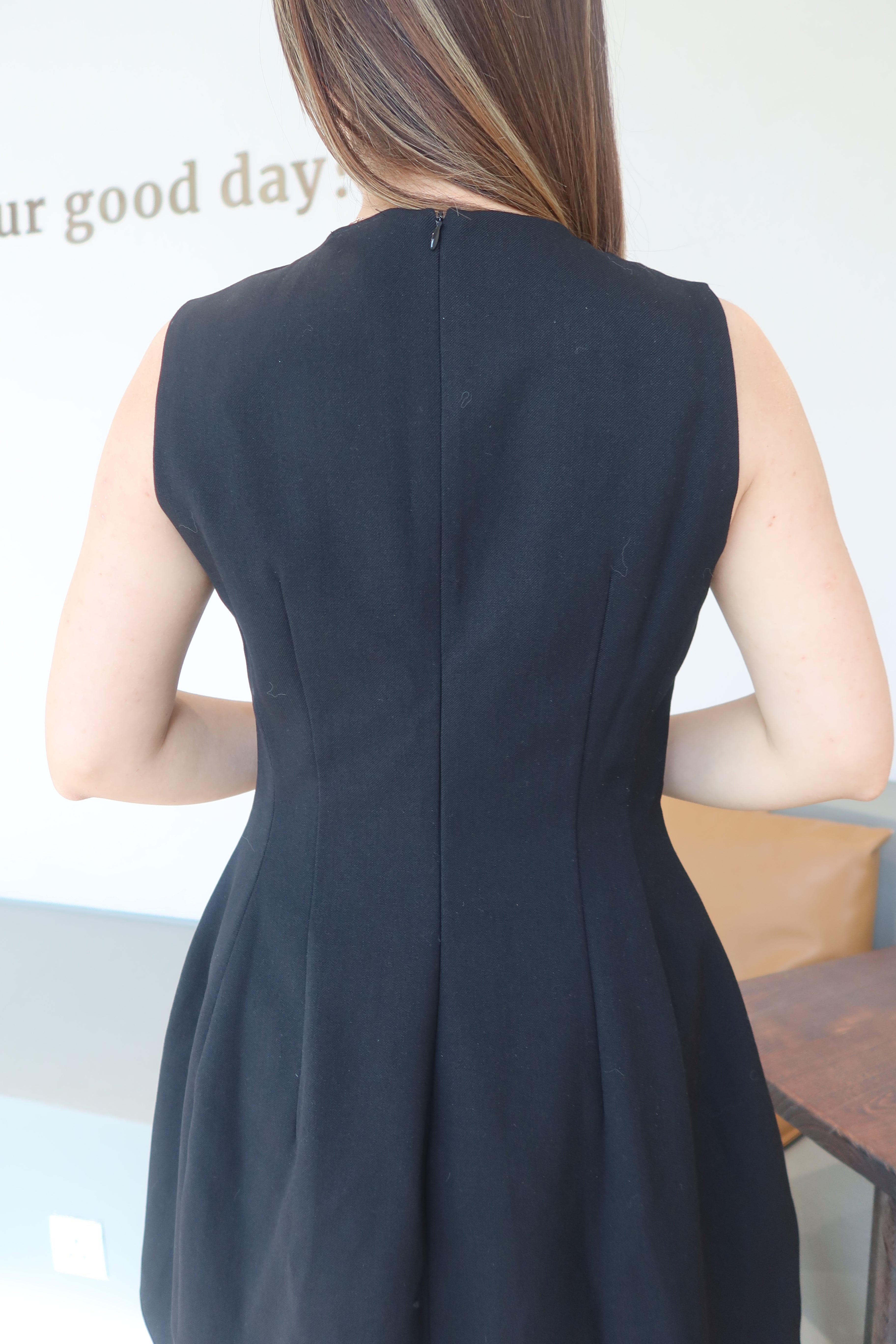 【LE ZANS BRAND COLLECTION】Minimalist Mono Dress [OPS0159]