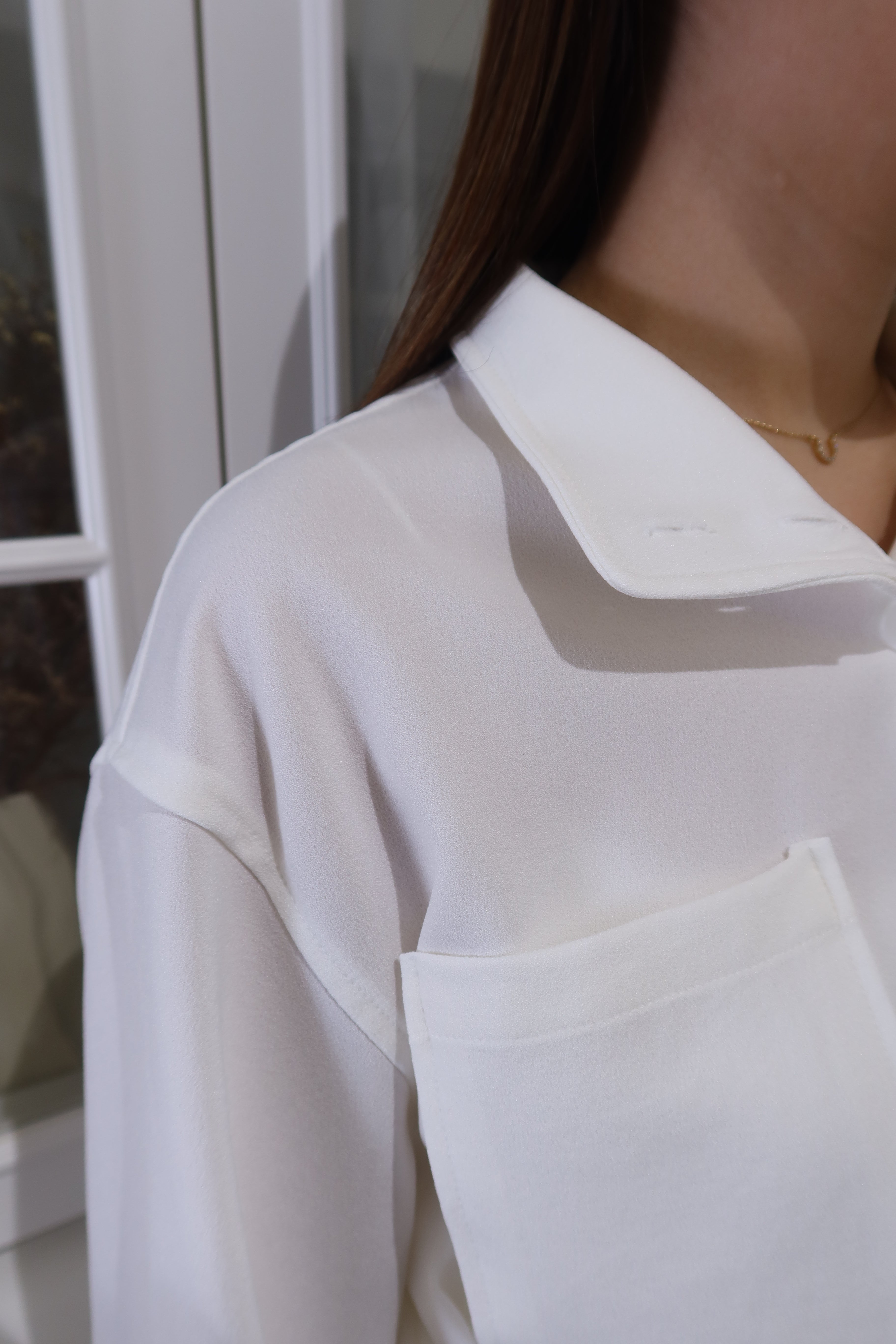 Classic White Pocket Wrap Shirt [T0217]