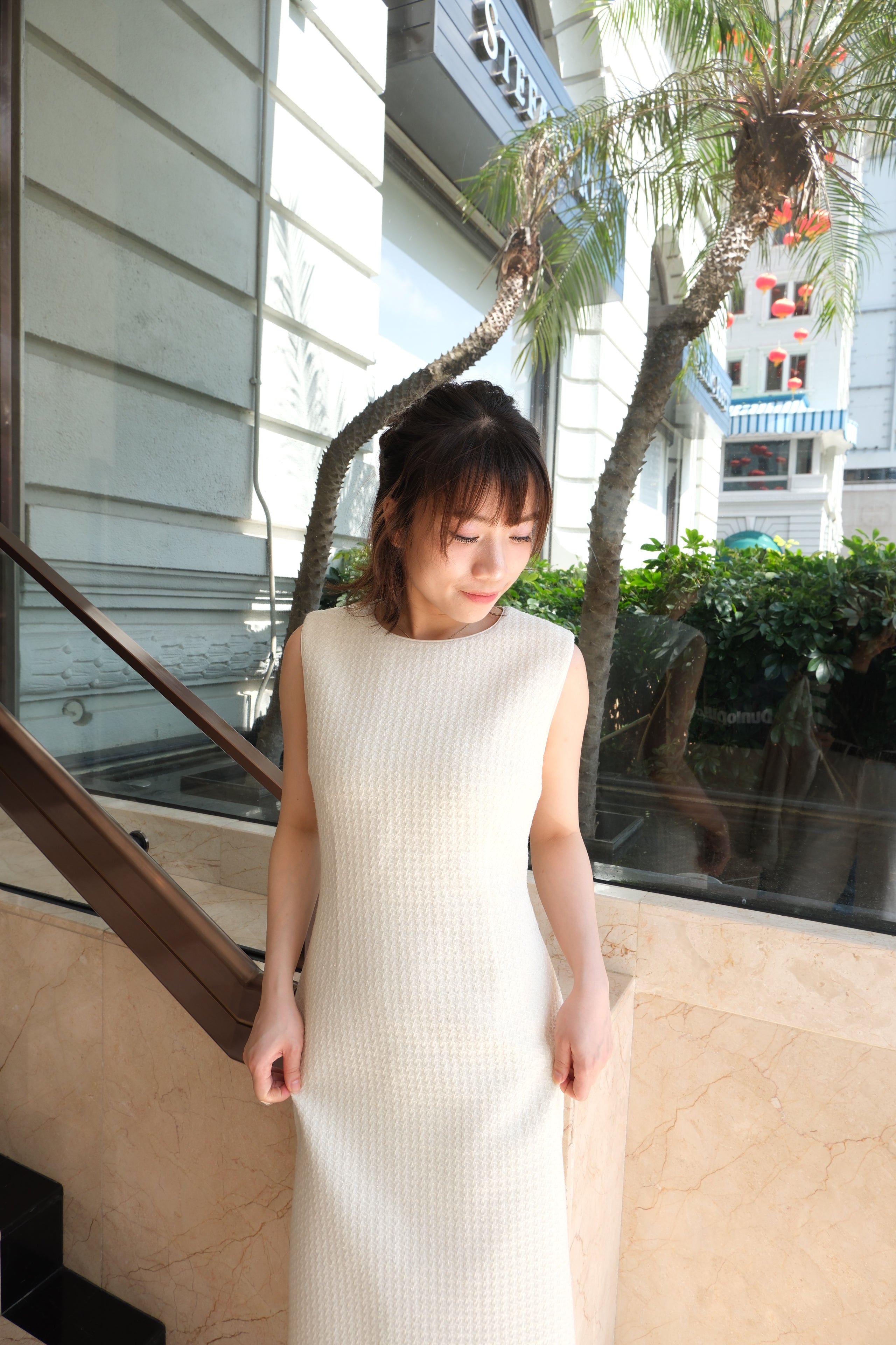 【LE ZANS BRAND COLLECTION】Sleek Silhouette Sleeveless Dress [OPS0178]