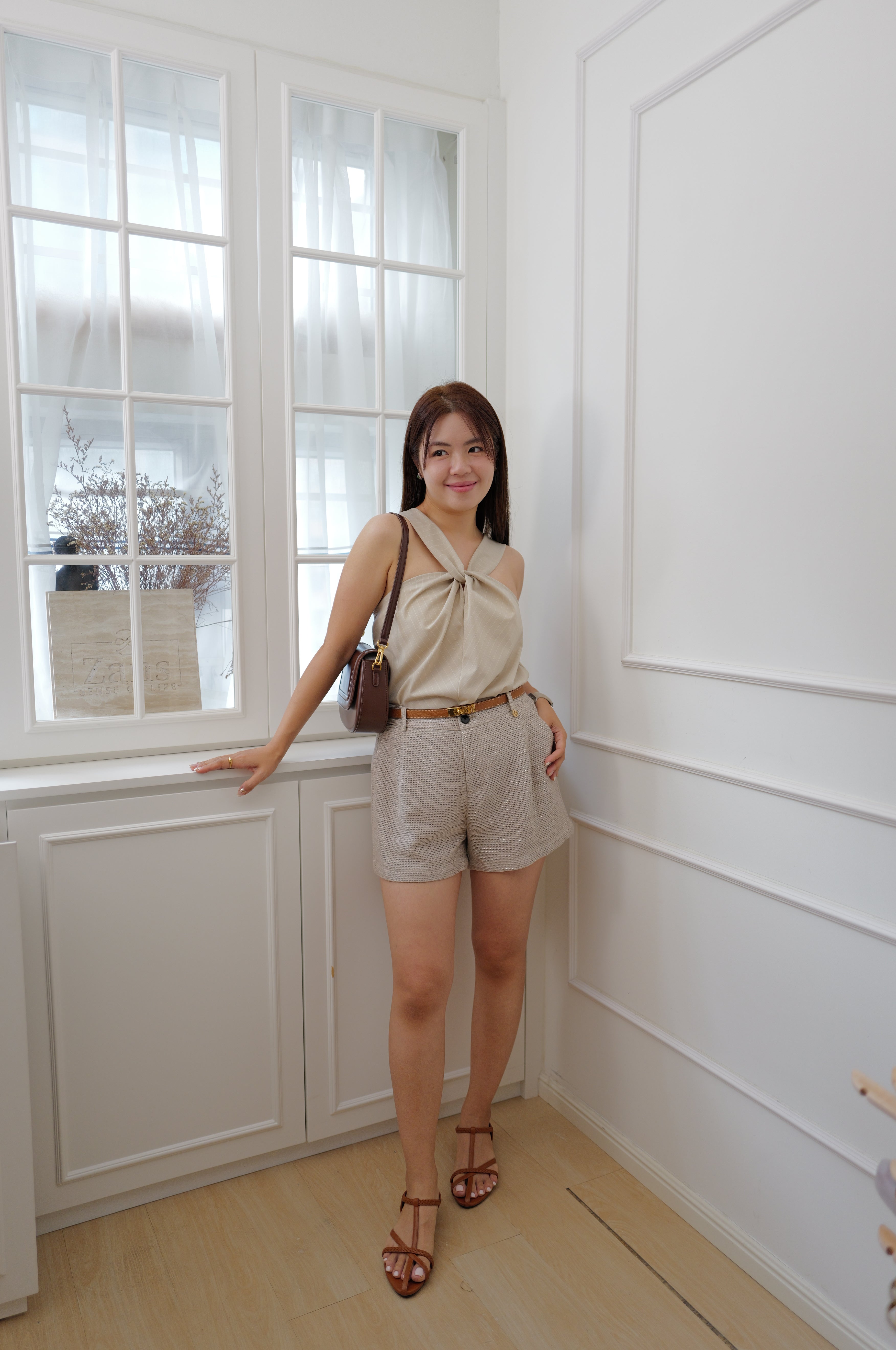 Butterfly Knot Halter Top [T0282]