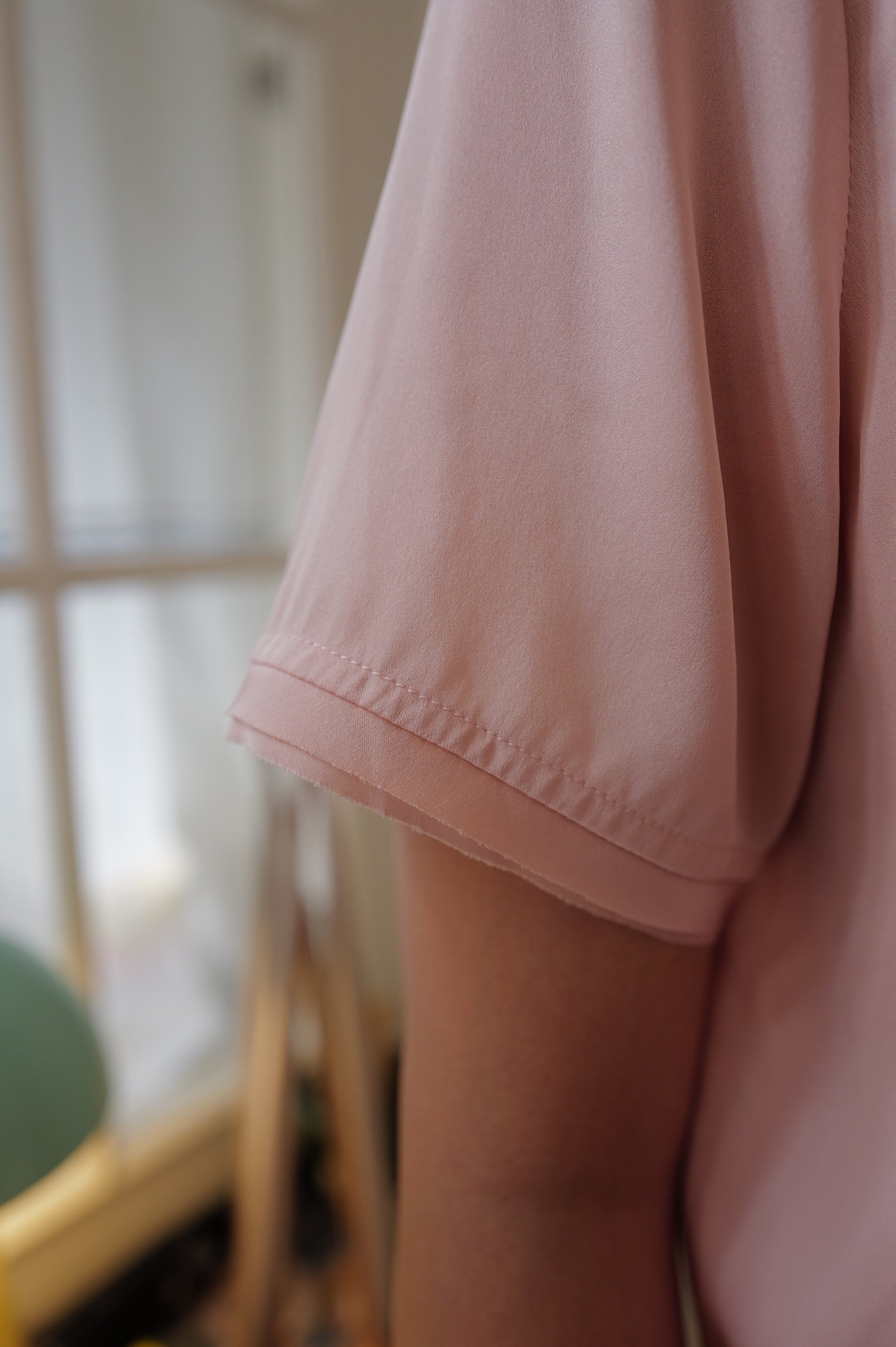 【LE ZANS PRIVÉ】 Pure Silk Gathered Short-Sleeve Top (100%Silk)[T0306]