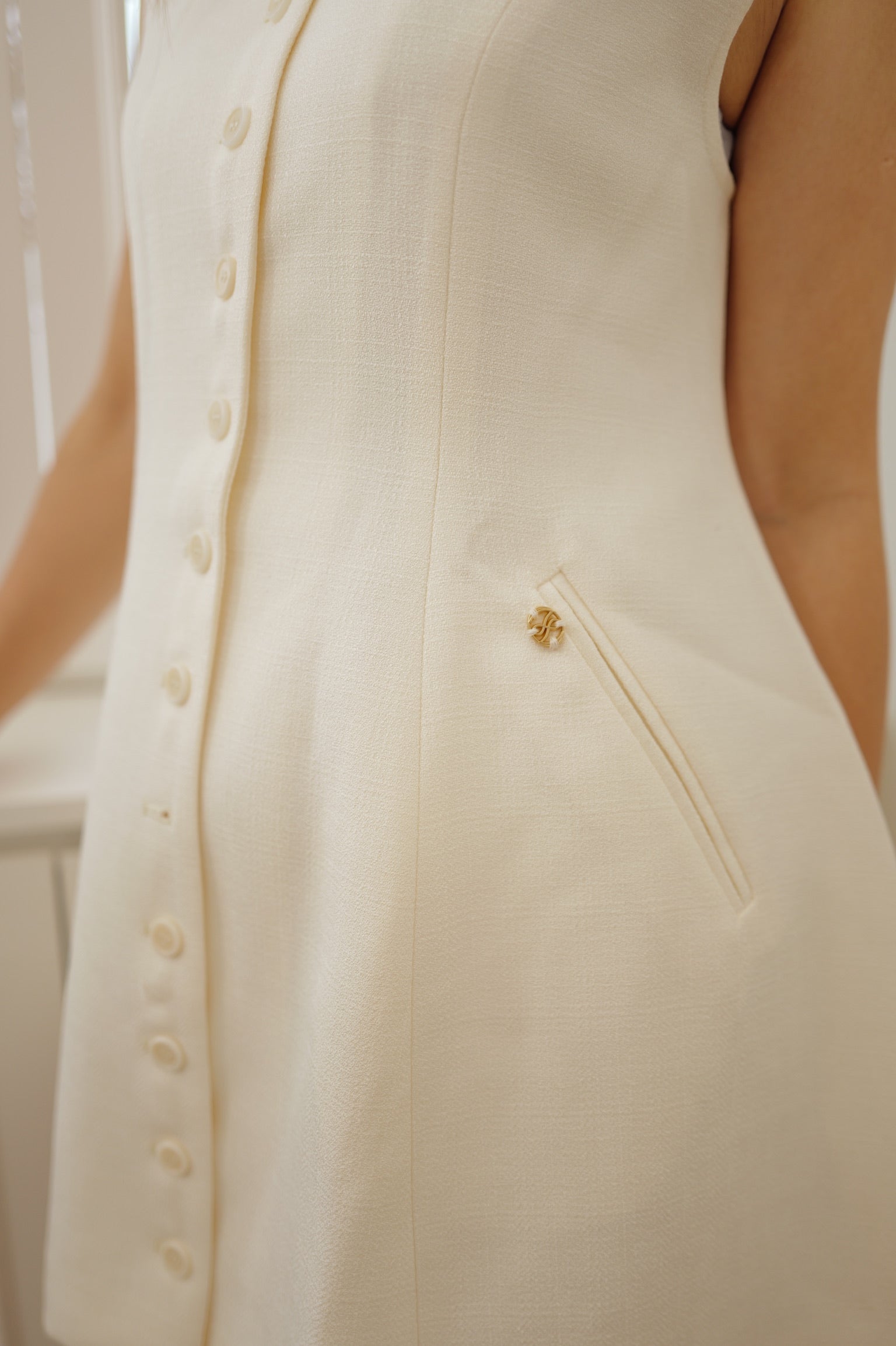 【LE ZANS BRAND COLLECTION】Luxury Minimalist Button-Up Vest [J0139]